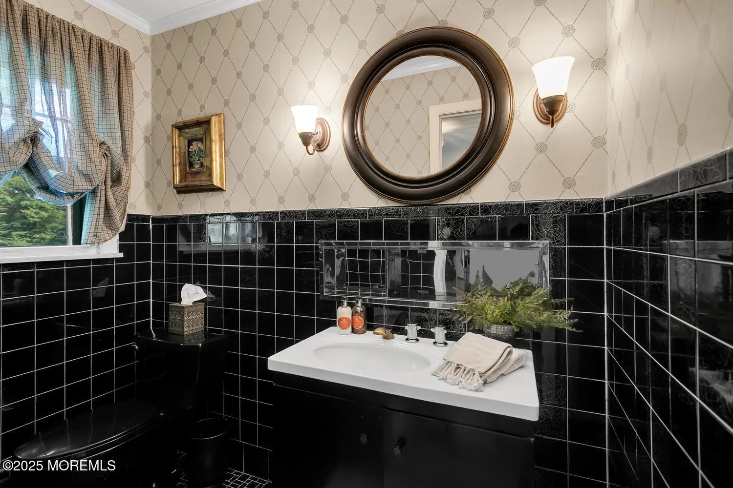 Rumson, New Jersey 07760, United States, 5 Bedrooms Bedrooms, ,5 BathroomsBathrooms,Residential,Active,156624