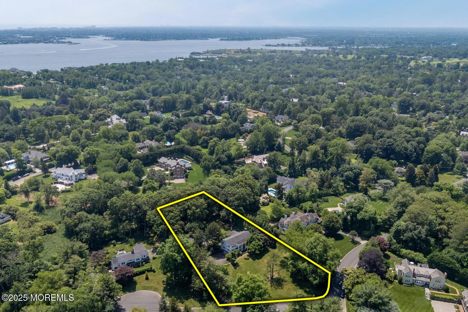 Rumson, New Jersey 07760, United States, 5 Bedrooms Bedrooms, ,5 BathroomsBathrooms,Residential,Active,156624