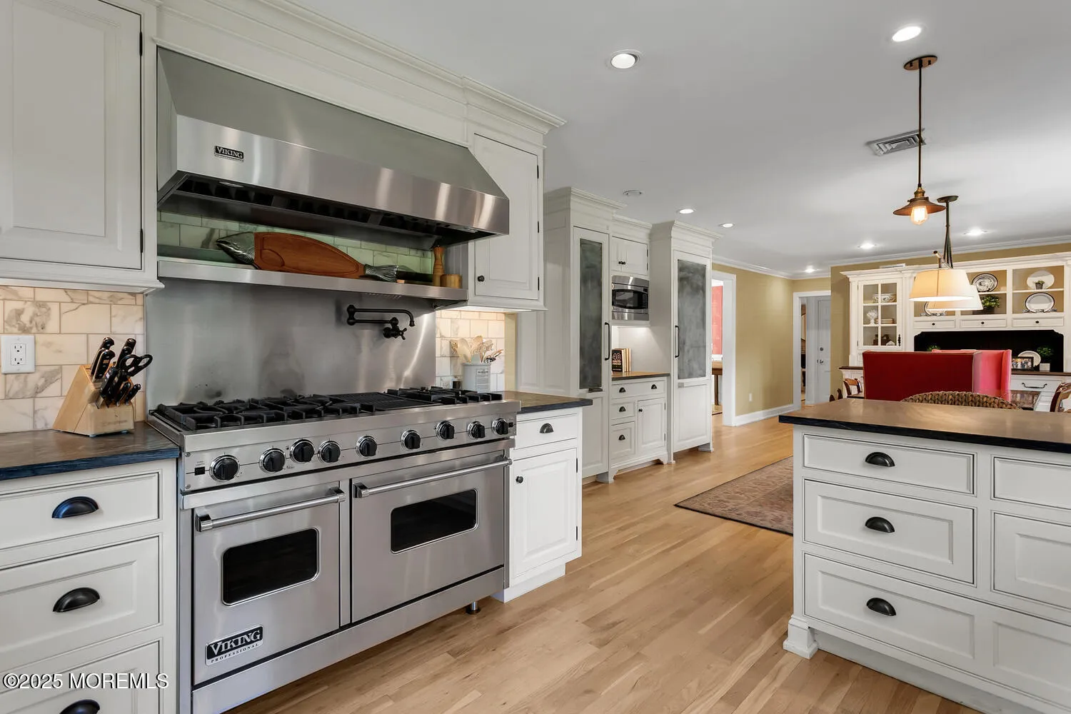 Rumson, New Jersey 07760, United States, 5 Bedrooms Bedrooms, ,5 BathroomsBathrooms,Residential,Active,156624