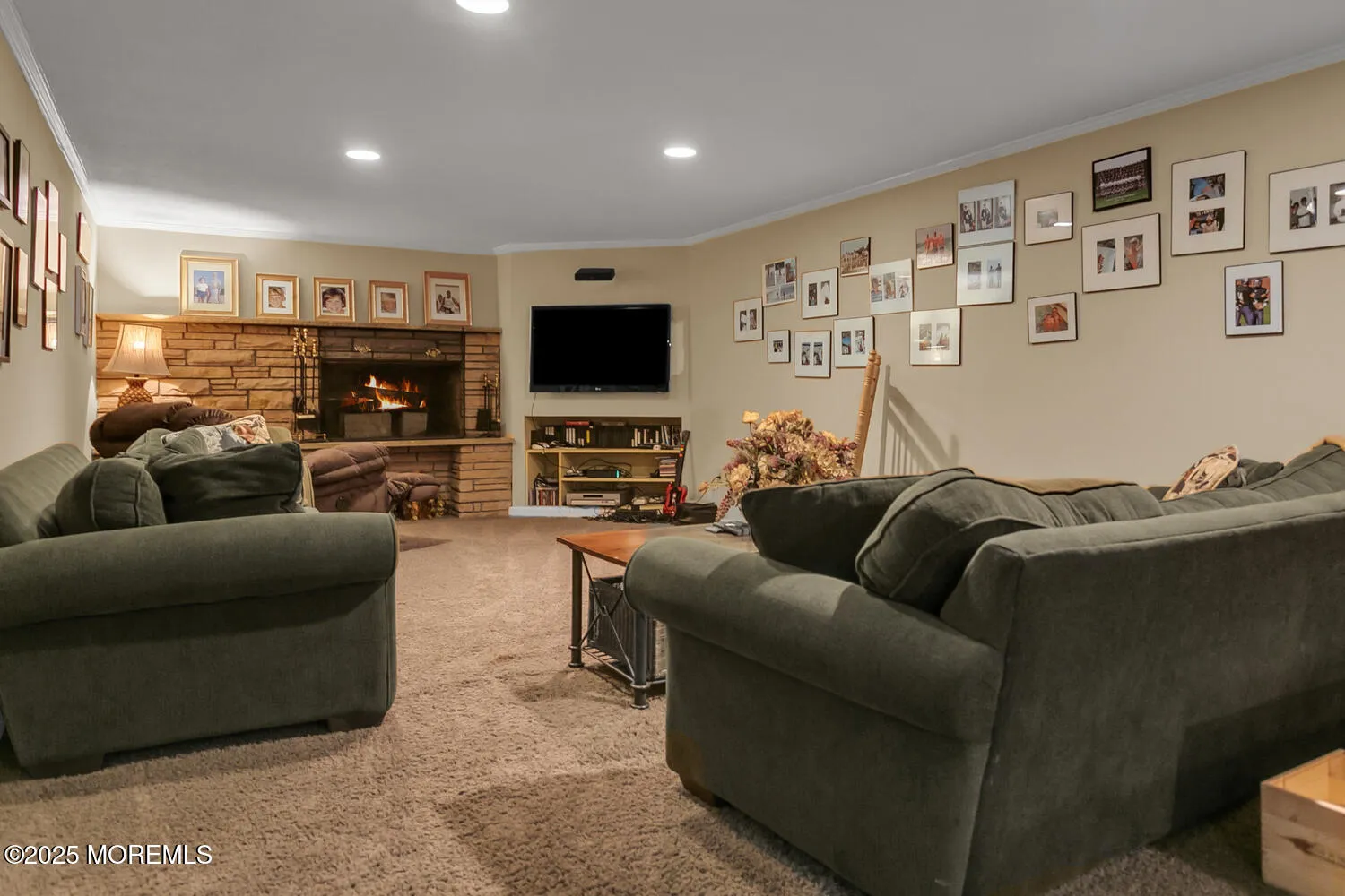 Rumson, New Jersey 07760, United States, 5 Bedrooms Bedrooms, ,5 BathroomsBathrooms,Residential,Active,156624