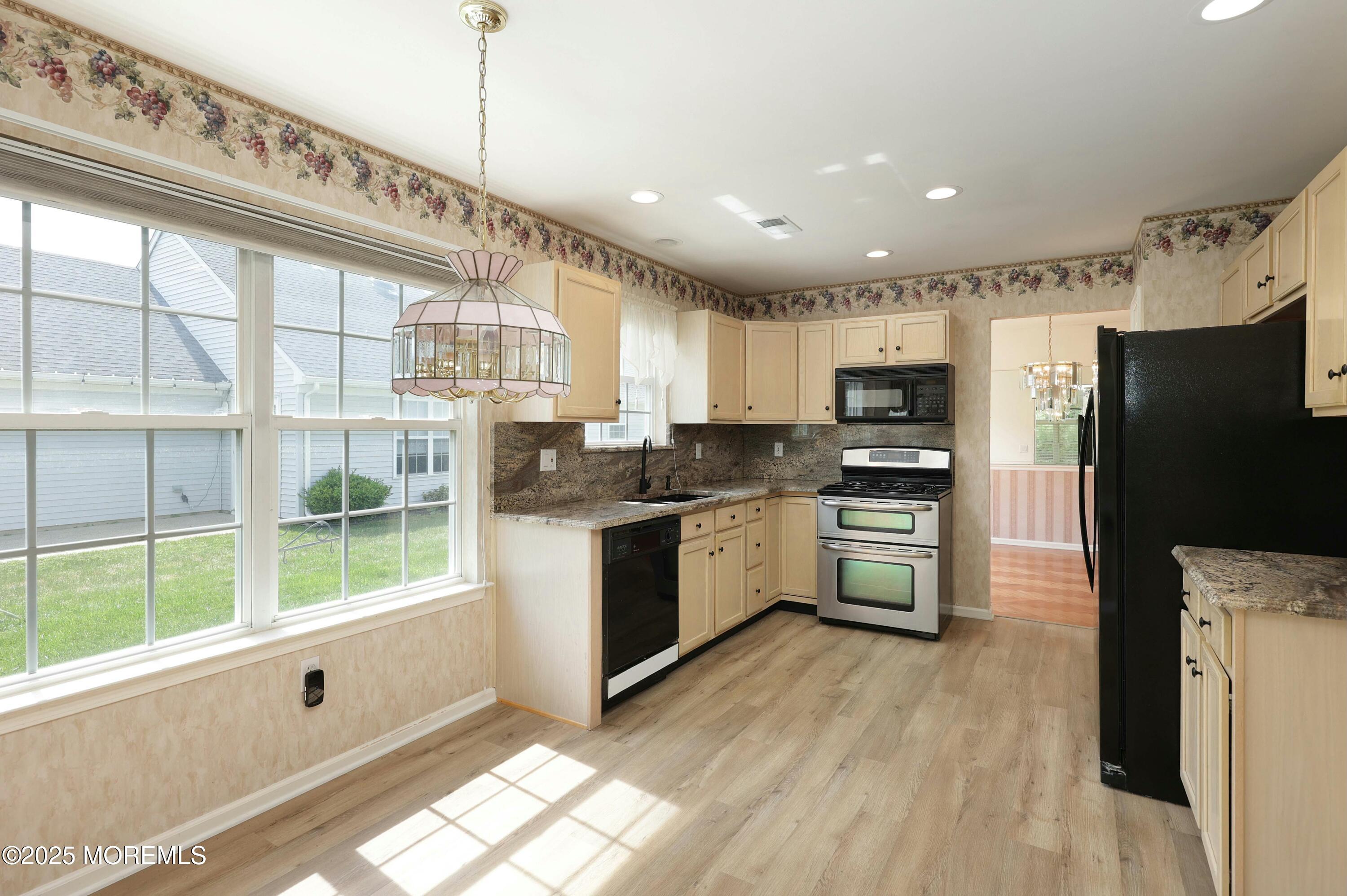 2399 Crisfield Circle, Toms River, New Jersey image 9
