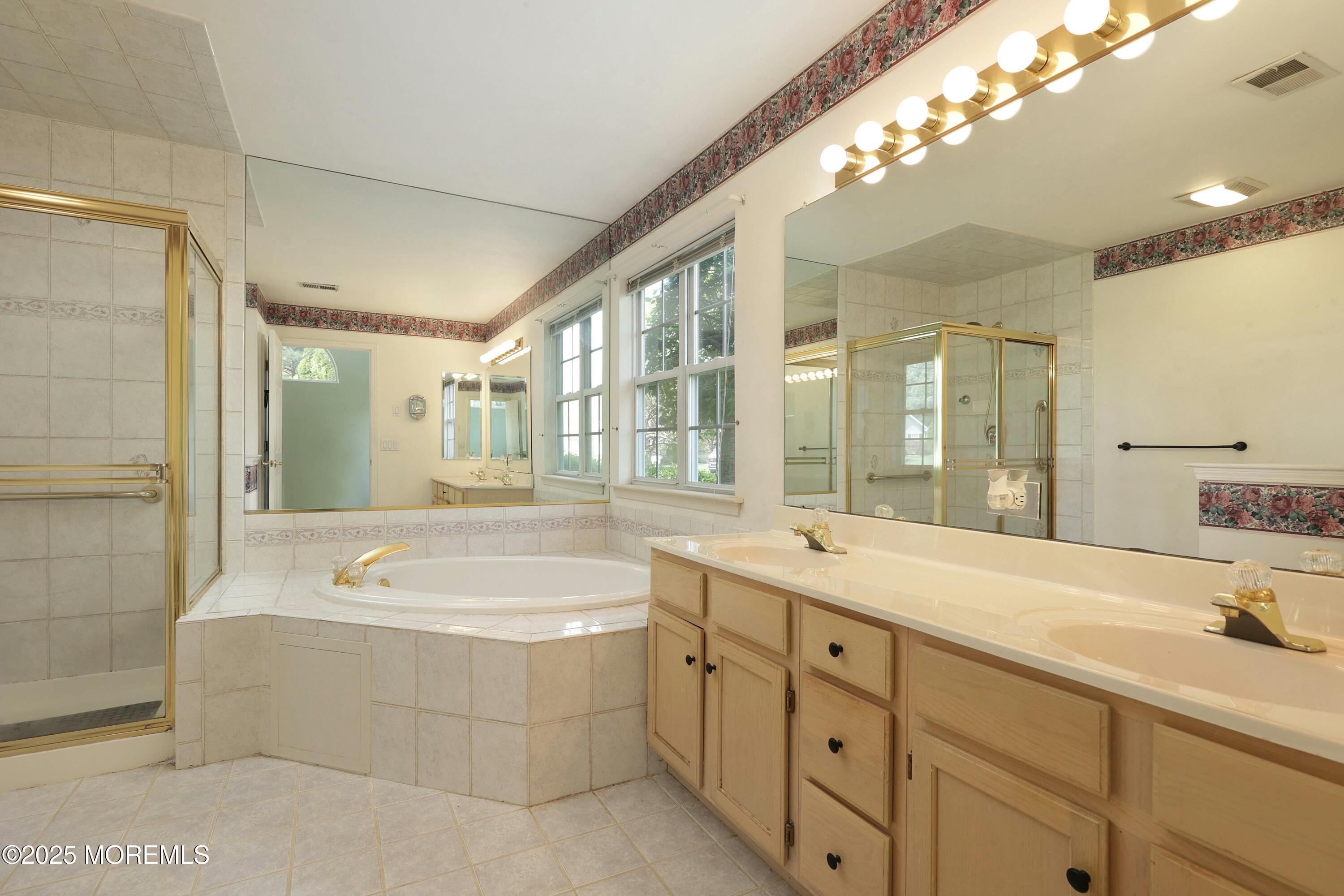 2399 Crisfield Circle, Toms River, New Jersey image 15