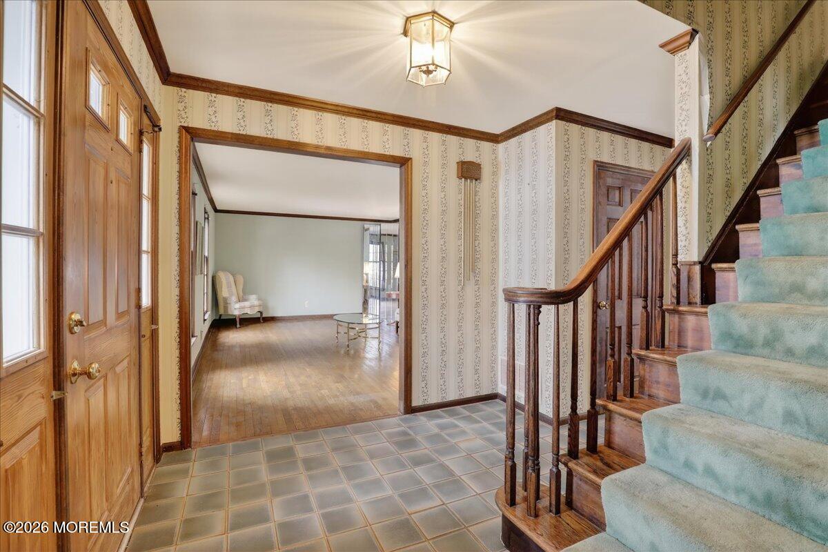 5 Spring Garden Avenue