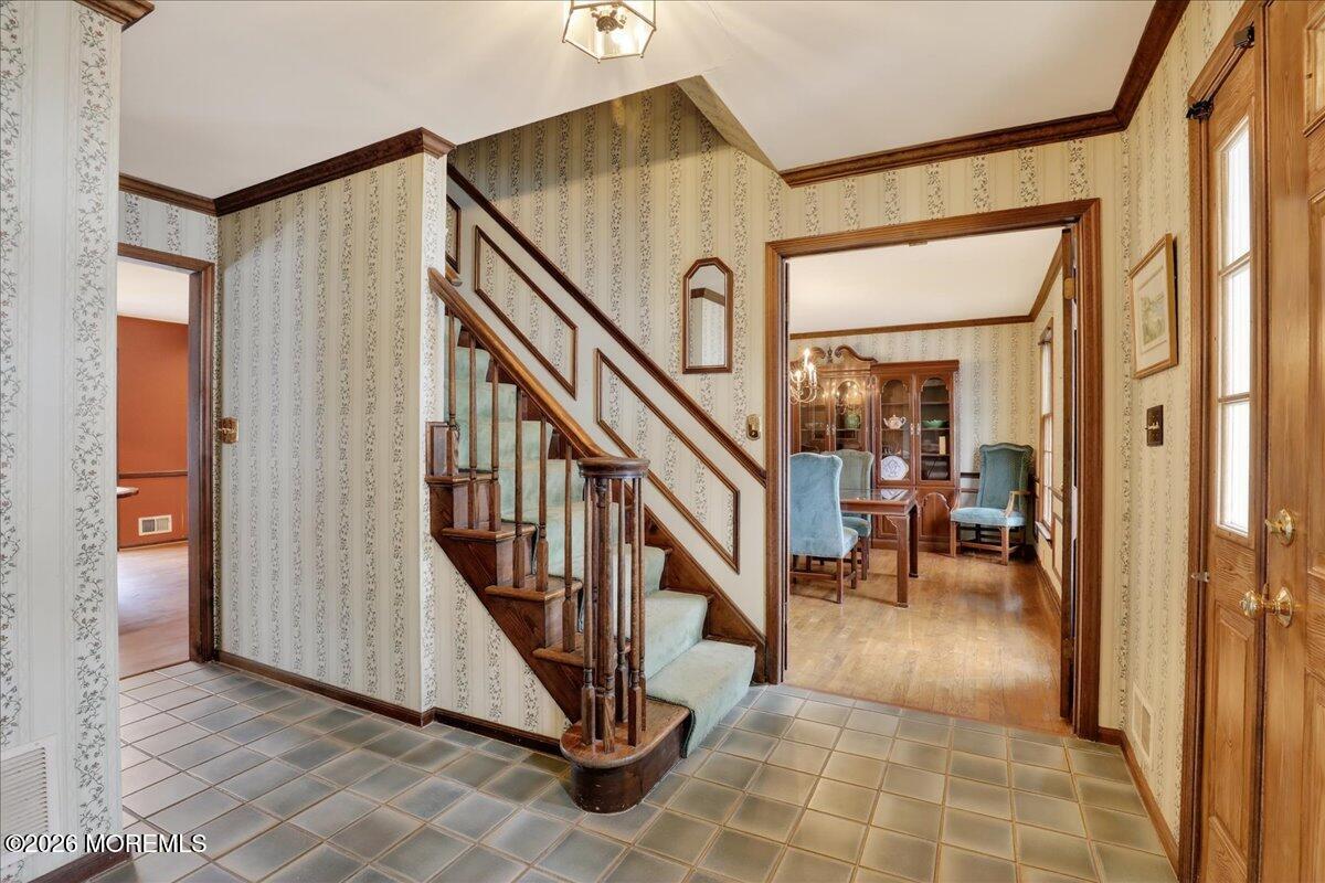 5 Spring Garden Avenue