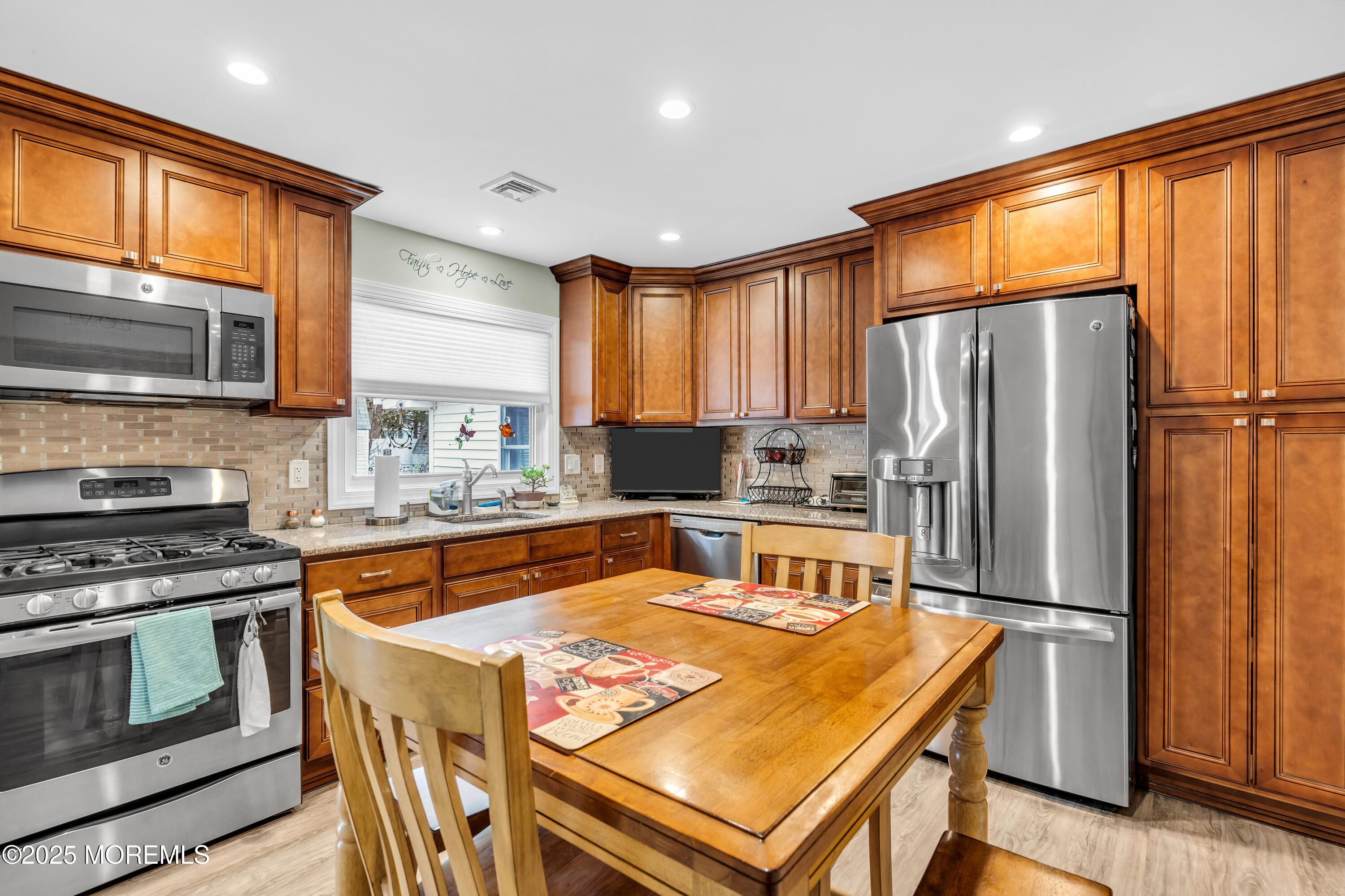 34 Lawrence Avenue, Bayville, New Jersey image 17