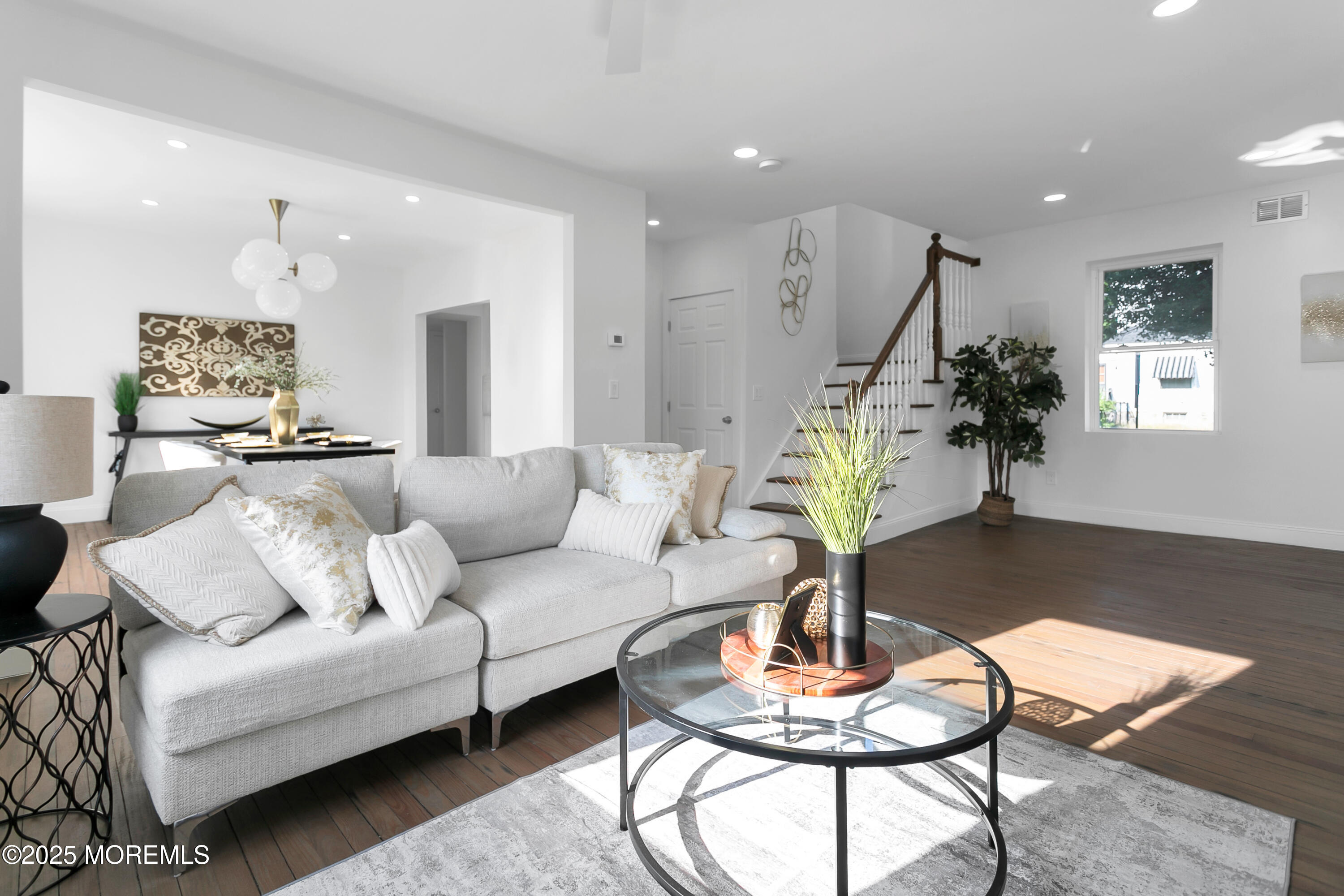 58 W Westside Avenue