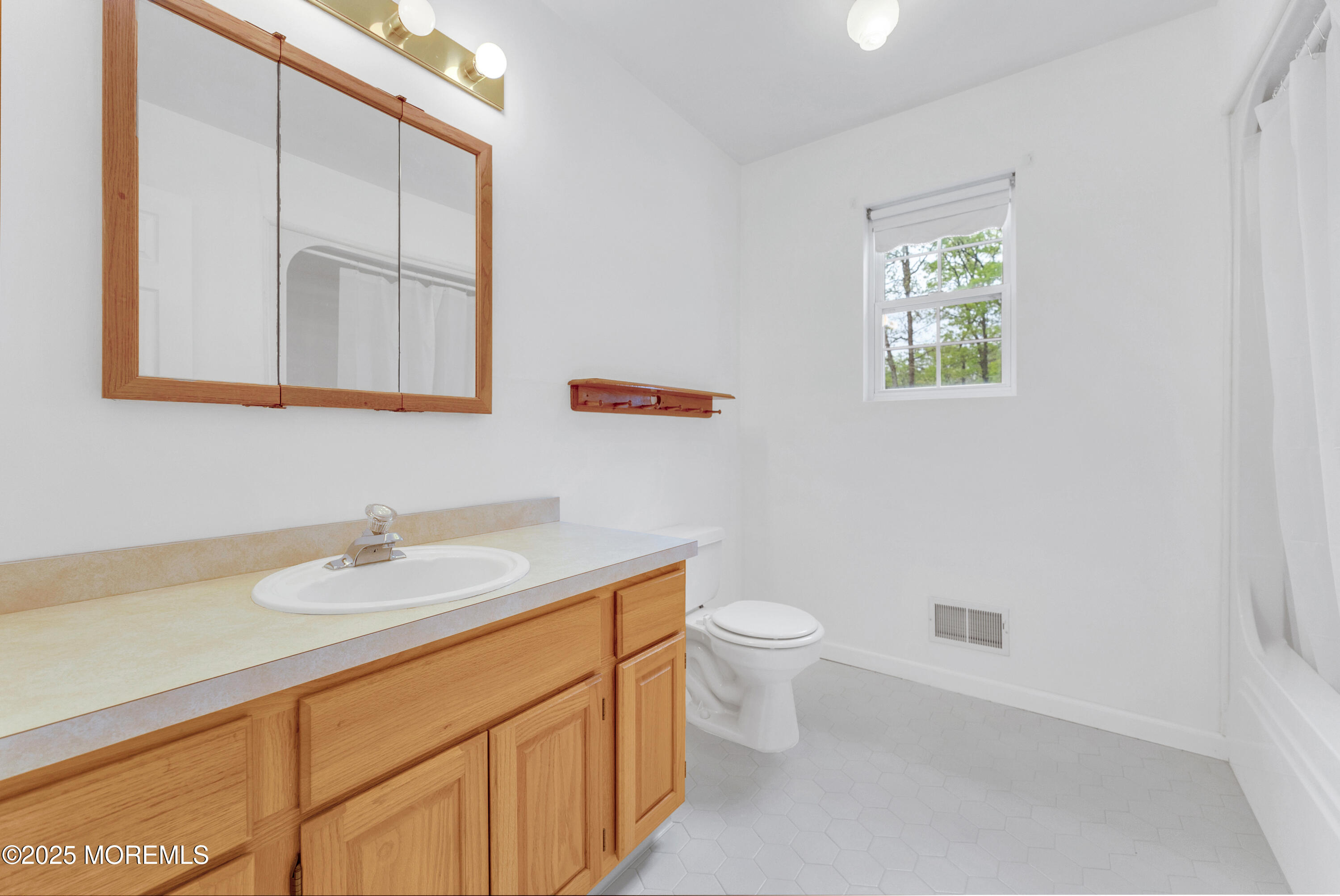 125 Heatherington Court, Lanoka Harbor, New Jersey image 50