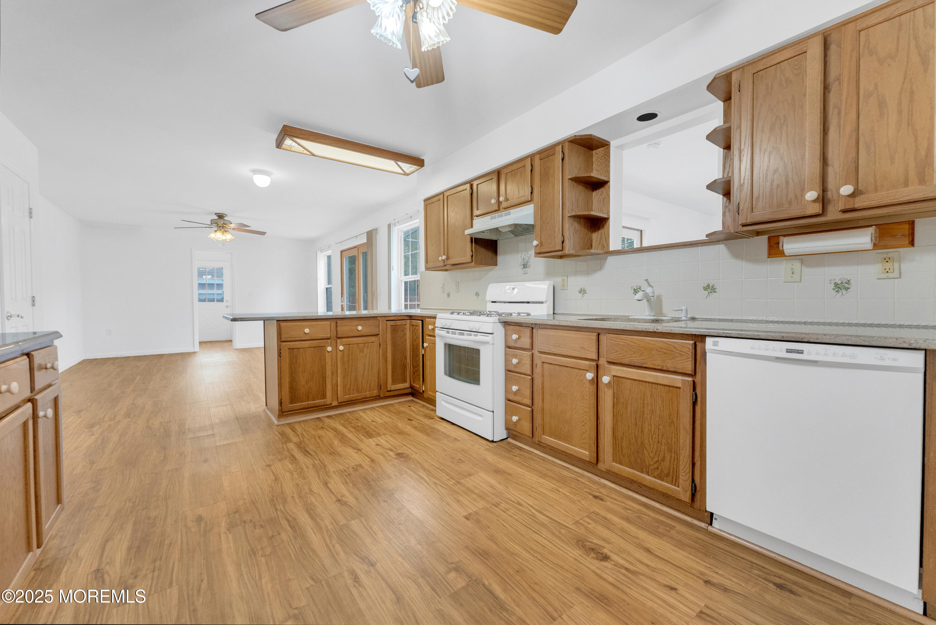 125 Heatherington Court, Lanoka Harbor, New Jersey image 18