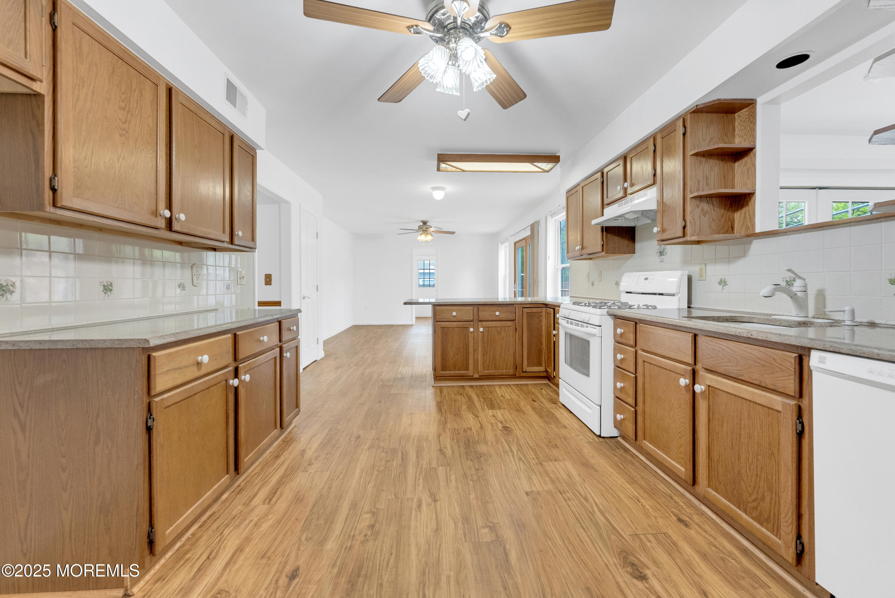 125 Heatherington Court, Lanoka Harbor, New Jersey image 19