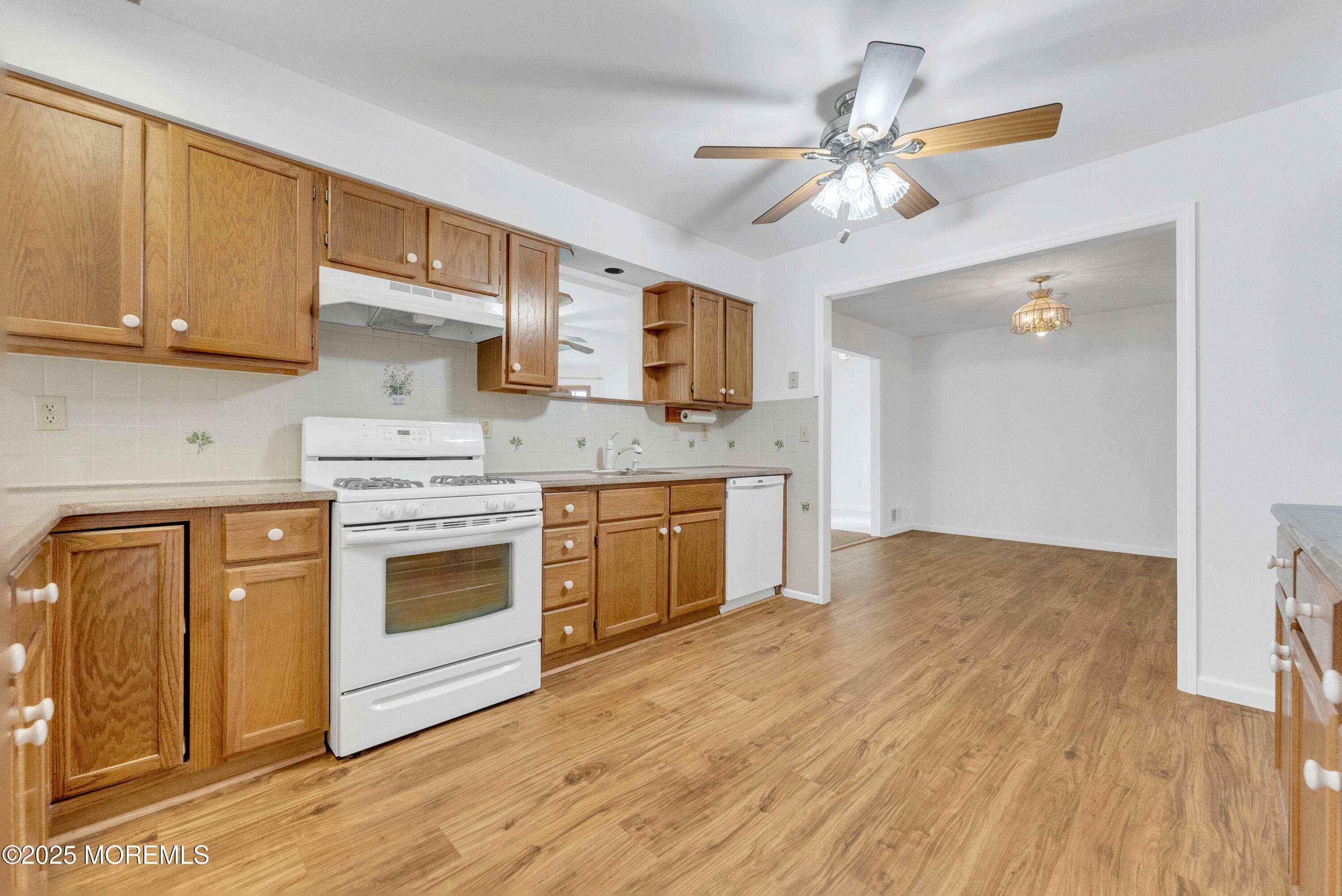 125 Heatherington Court, Lanoka Harbor, New Jersey image 20