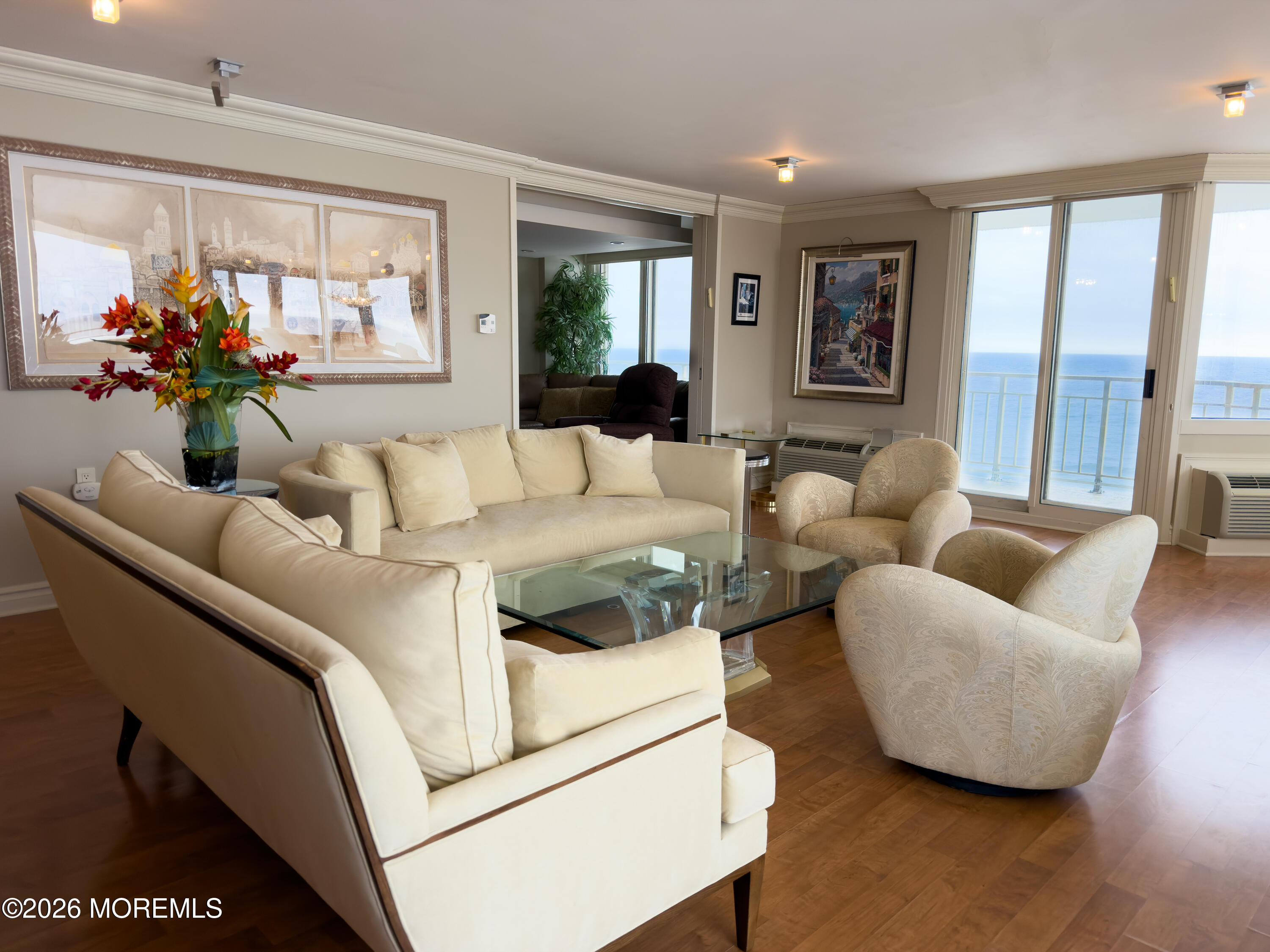 717 Ocean Avenue N 810