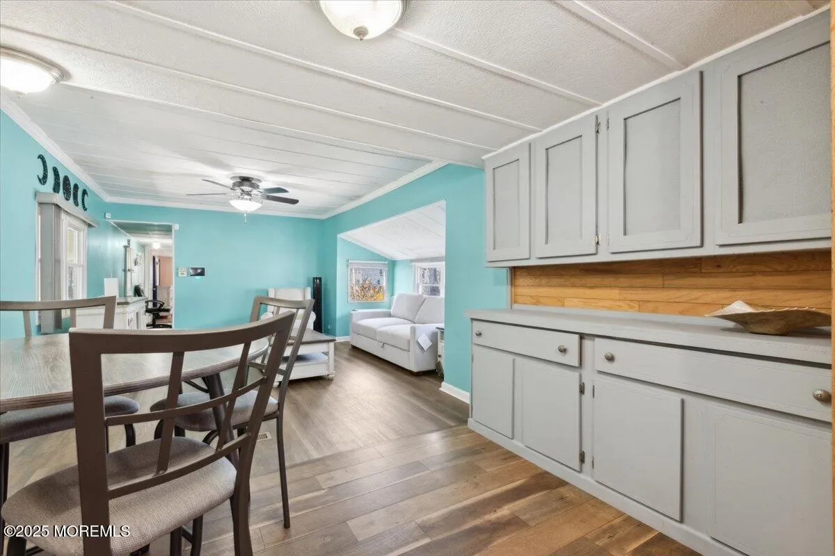 Toms River, New Jersey 08755, United States, 2 Bedrooms Bedrooms, ,1 BathroomBathrooms,Residential,Active,103562