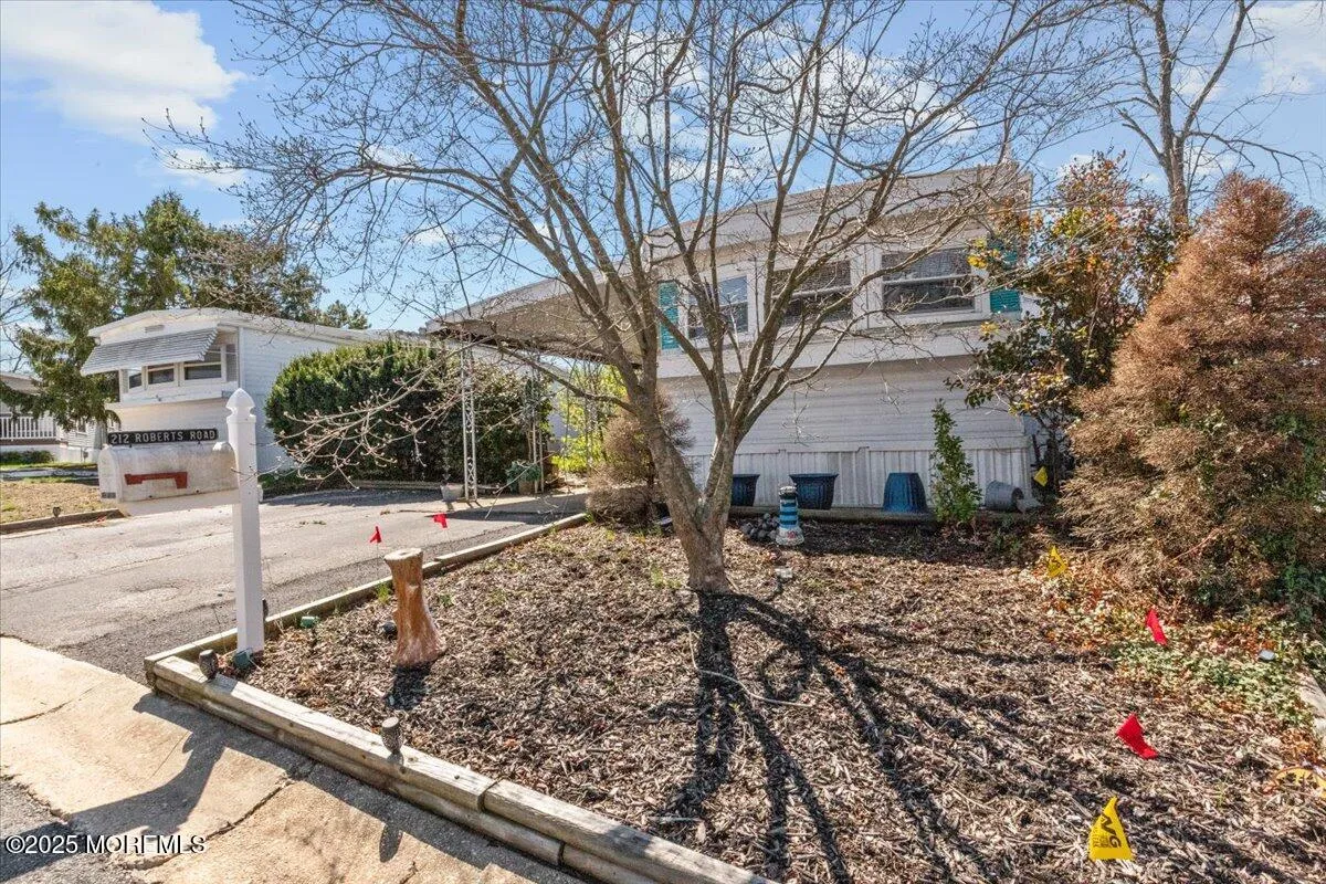 Toms River, New Jersey 08755, United States, 2 Bedrooms Bedrooms, ,1 BathroomBathrooms,Residential,Active,103562