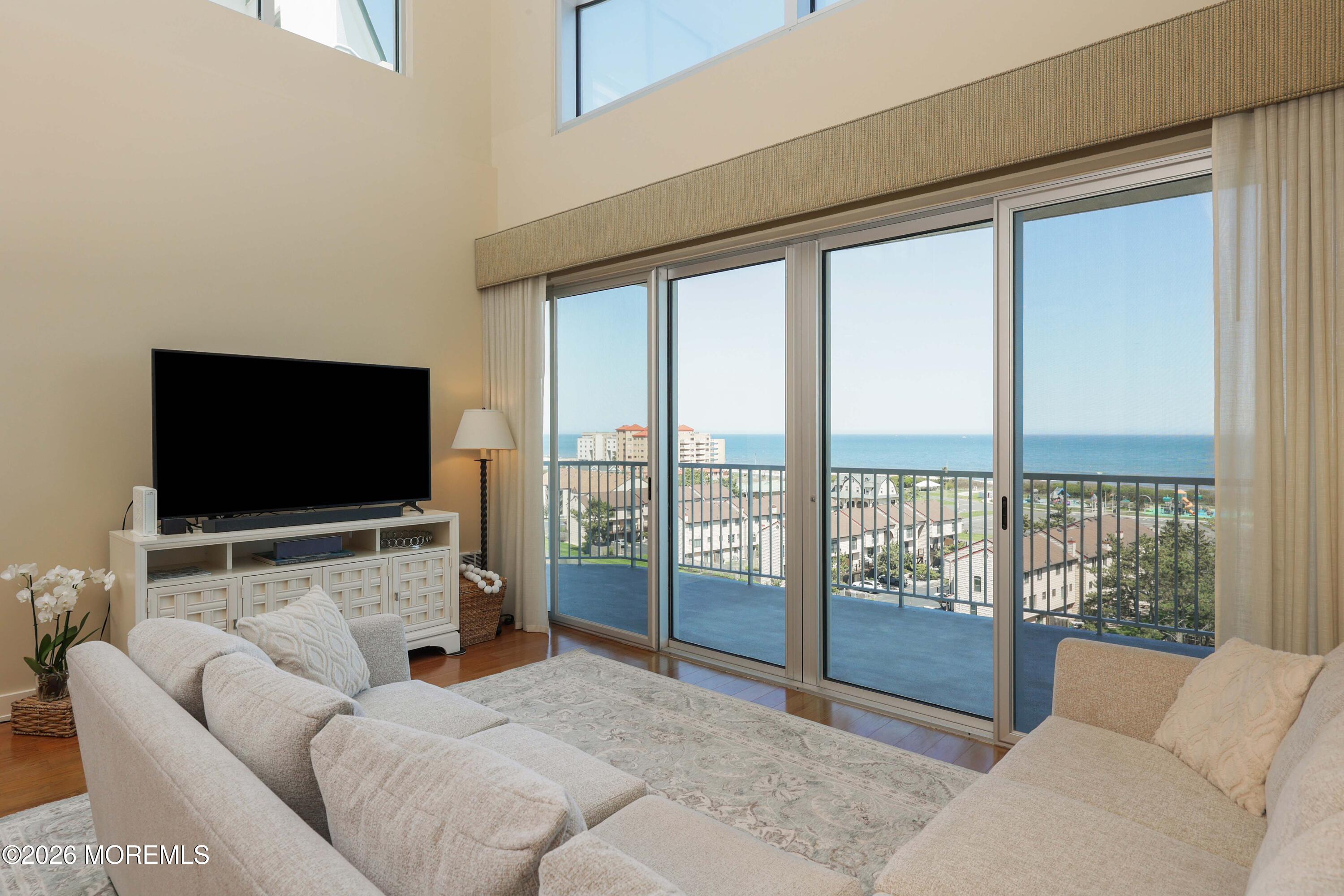 Long Branch, New Jersey, 07740, United States, 3 Bedrooms Bedrooms, ,4 BathroomsBathrooms,Residential,Active,2044541