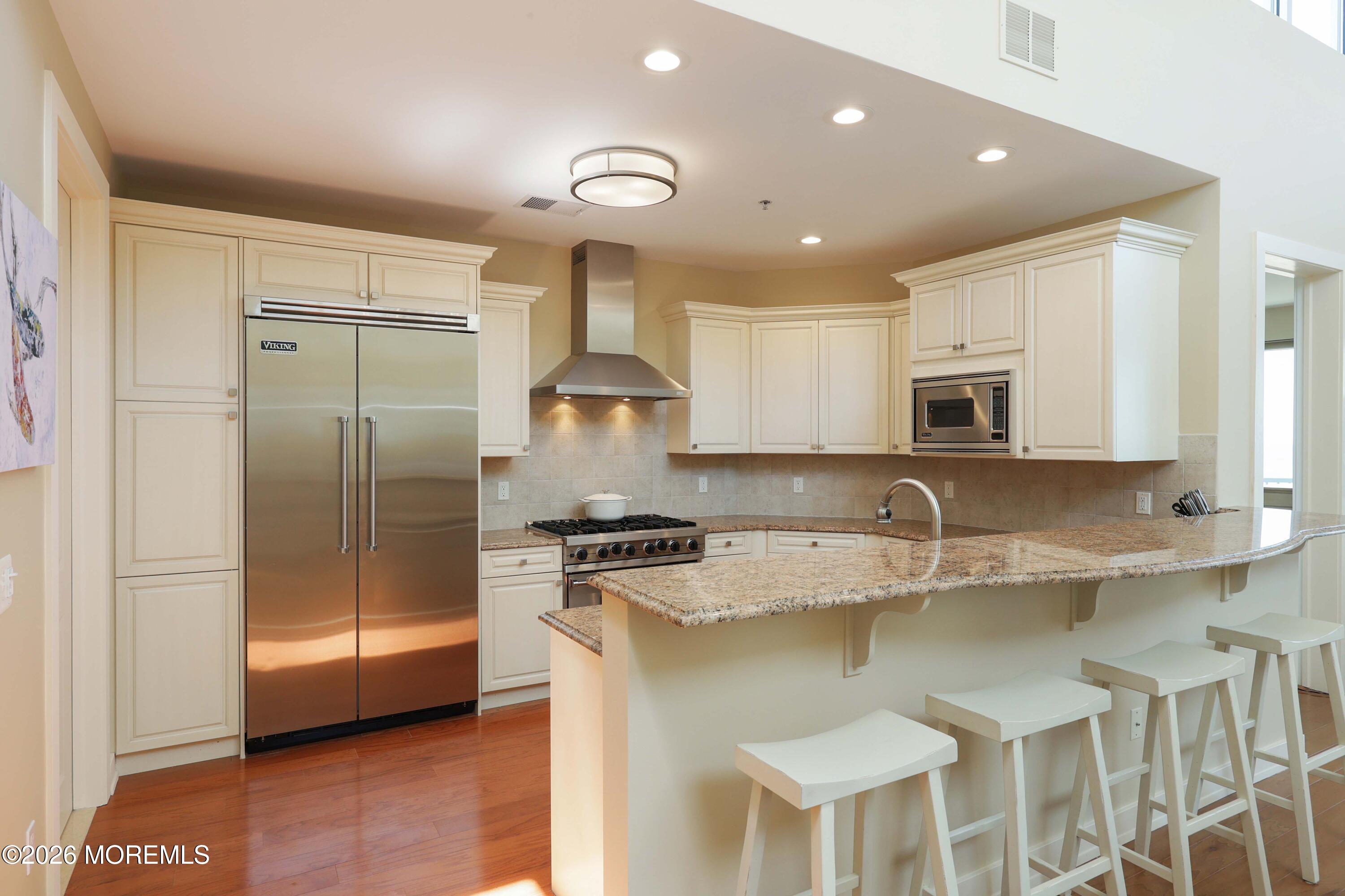 Long Branch, New Jersey, 07740, United States, 3 Bedrooms Bedrooms, ,4 BathroomsBathrooms,Residential,Active,2044541