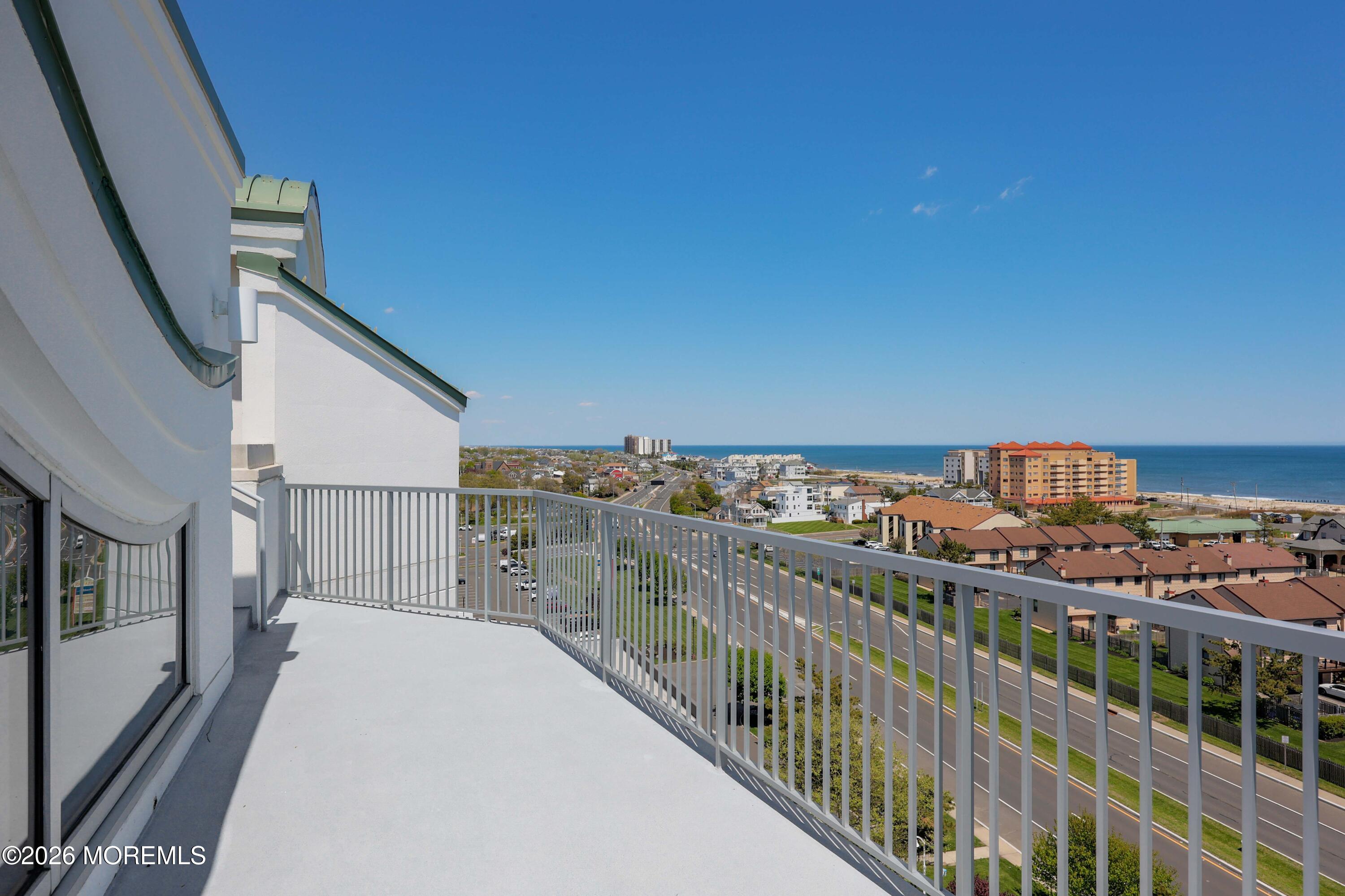 Long Branch, New Jersey, 07740, United States, 3 Bedrooms Bedrooms, ,4 BathroomsBathrooms,Residential,Active,2044541