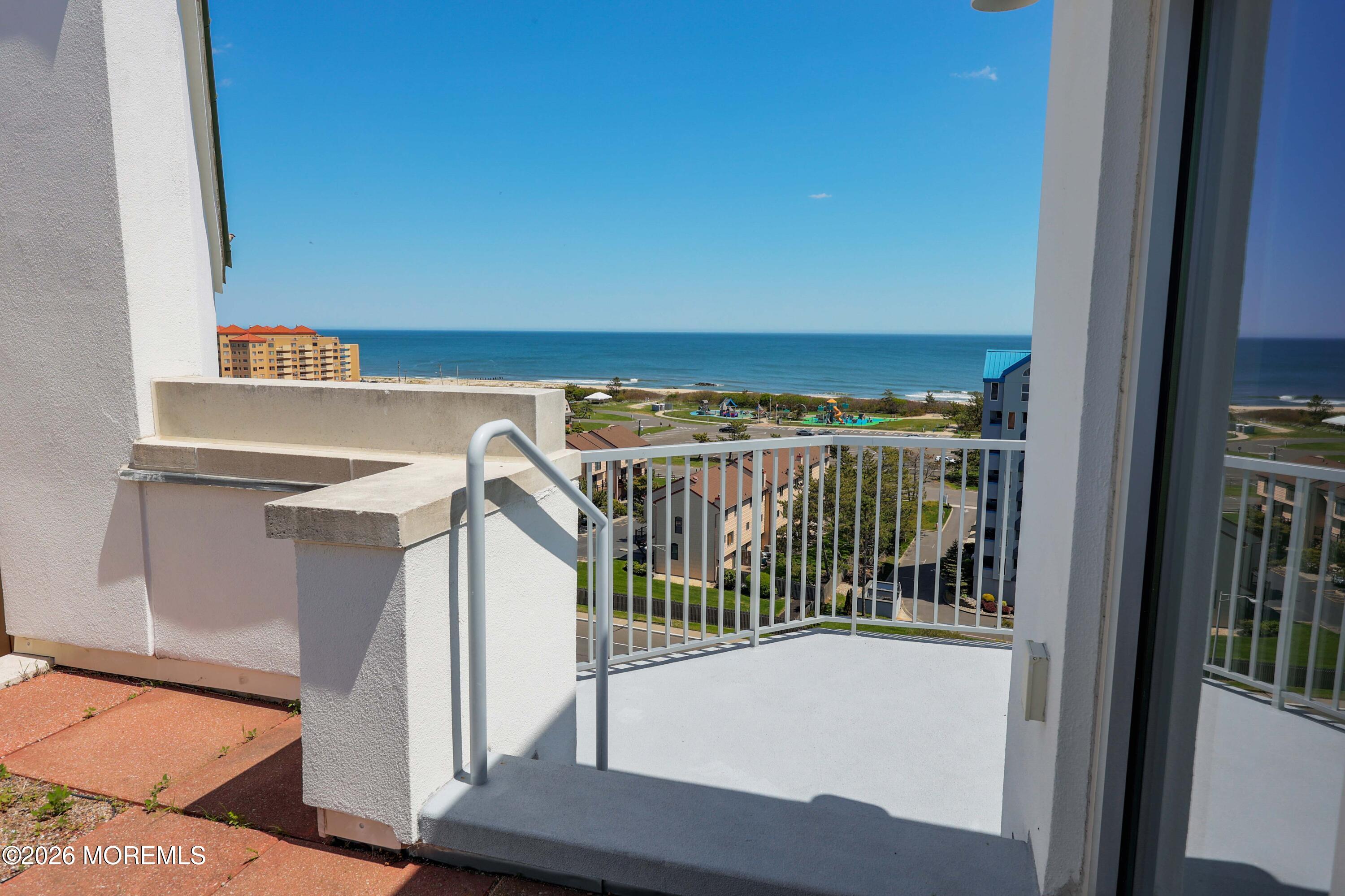Long Branch, New Jersey, 07740, United States, 3 Bedrooms Bedrooms, ,4 BathroomsBathrooms,Residential,Active,2044541