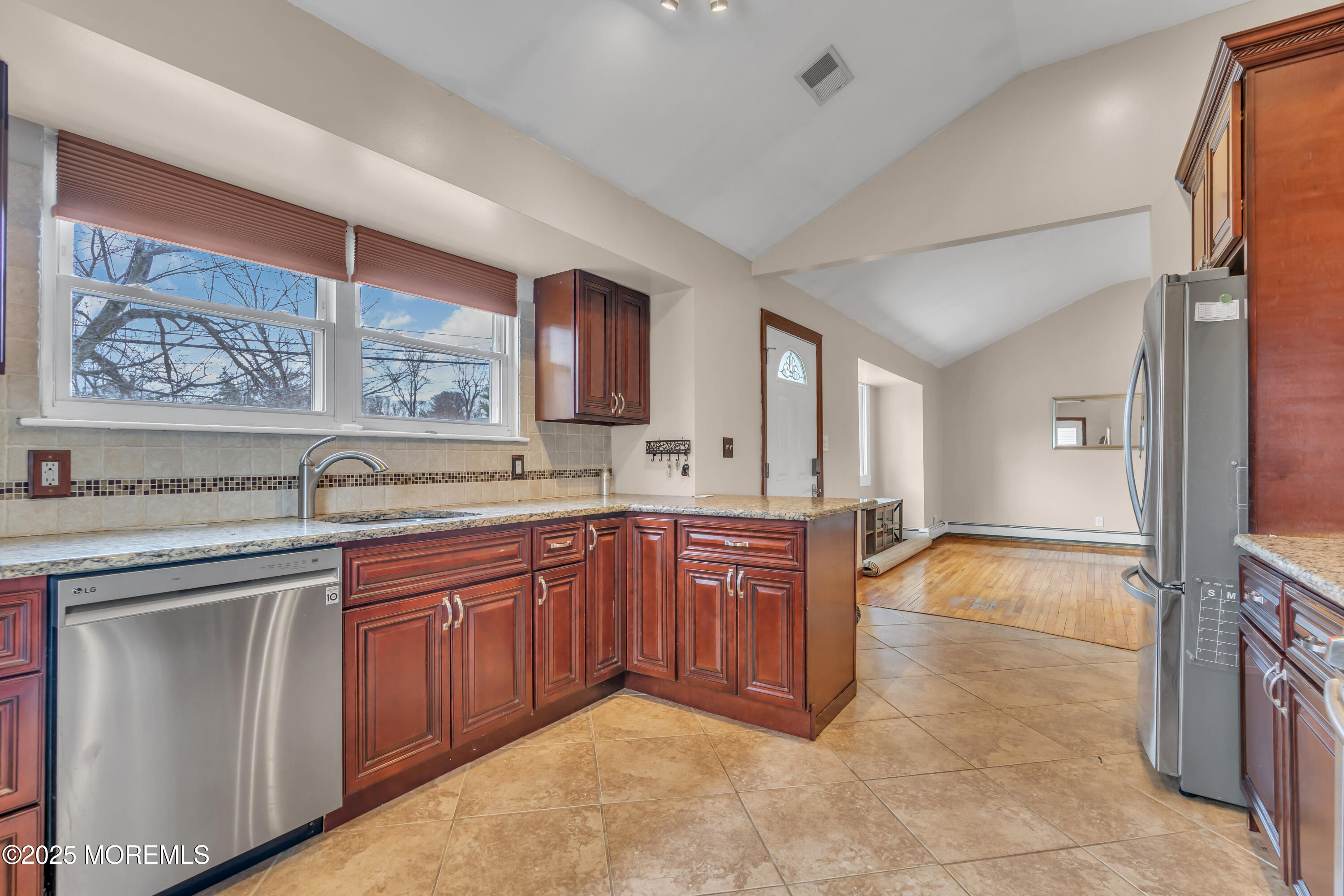 6 Lillian Drive, Hazlet, New Jersey image 19