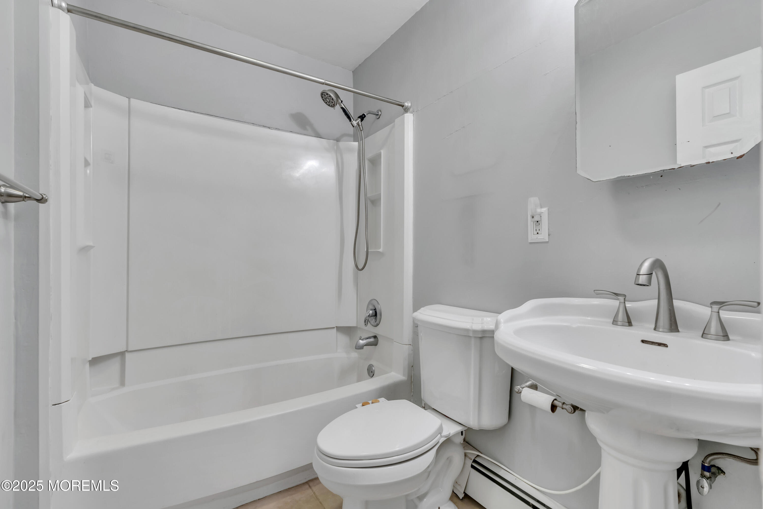 6 Lillian Drive, Hazlet, New Jersey image 6