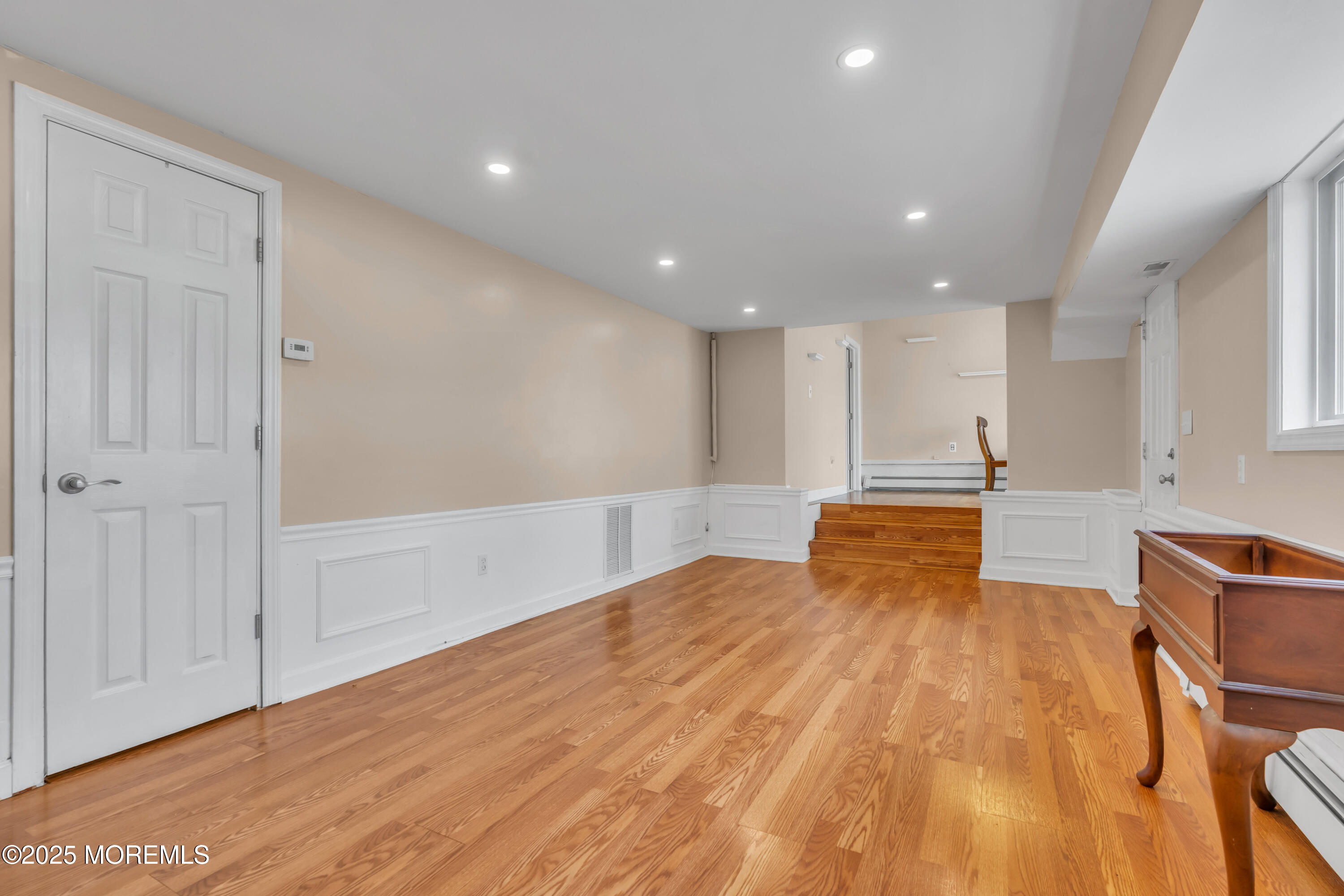 6 Lillian Drive, Hazlet, New Jersey image 4