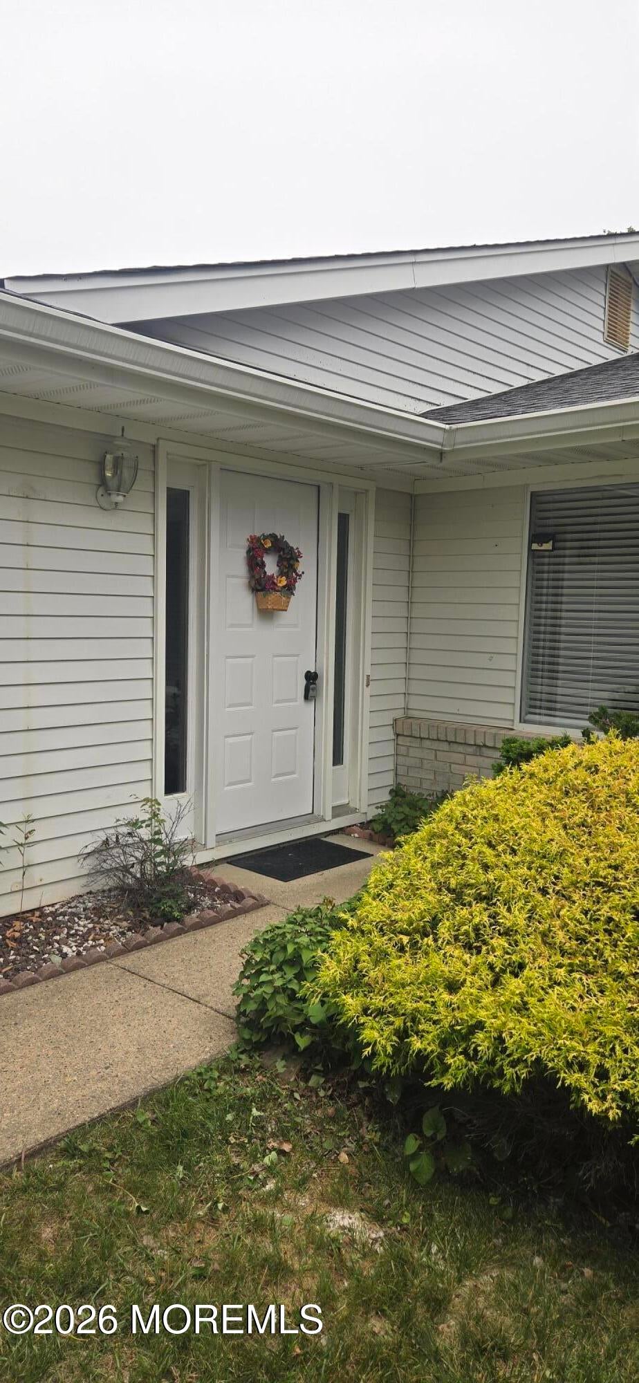 742A Pompton Road