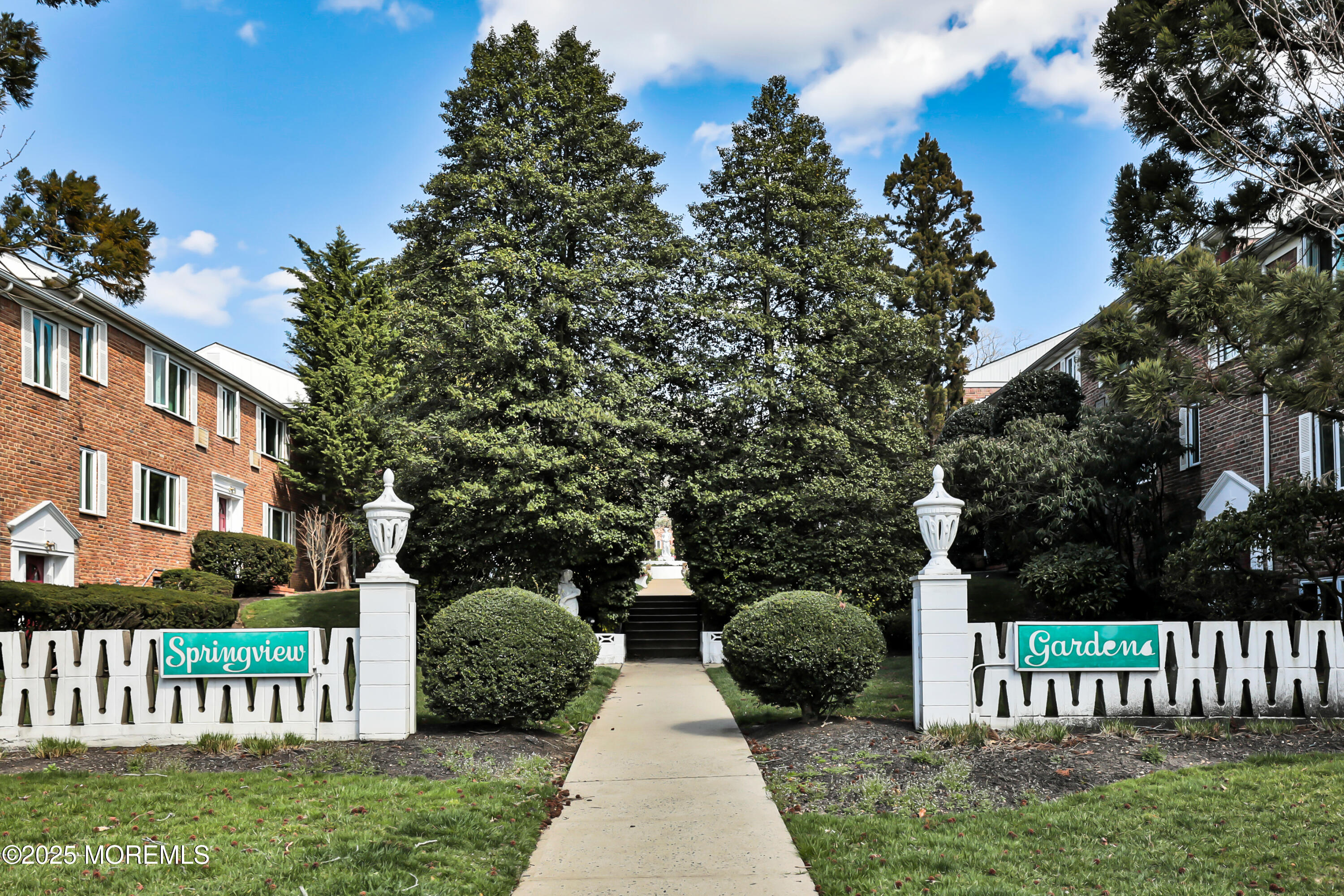283 Spring Street 283B