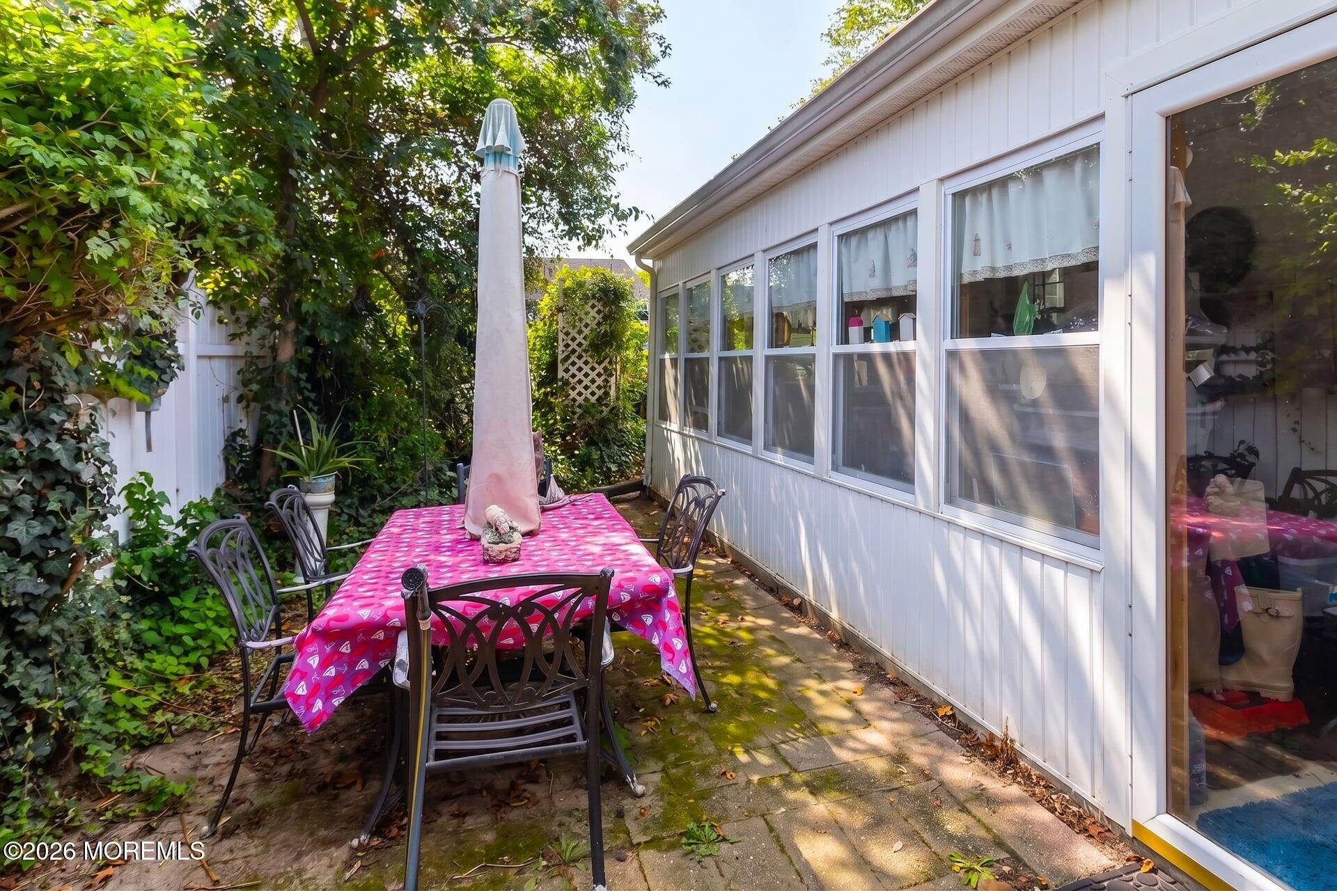 3107 Victor Avenue