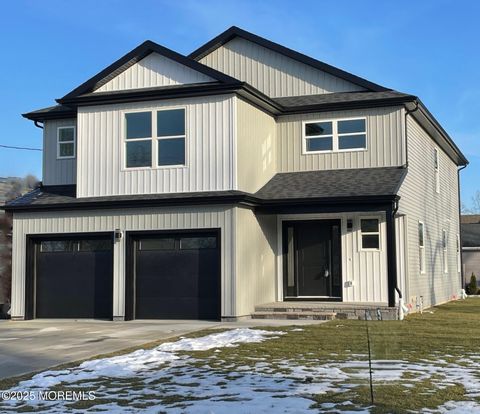 420 New Jersey Avenue Pine Beach NJ 08741