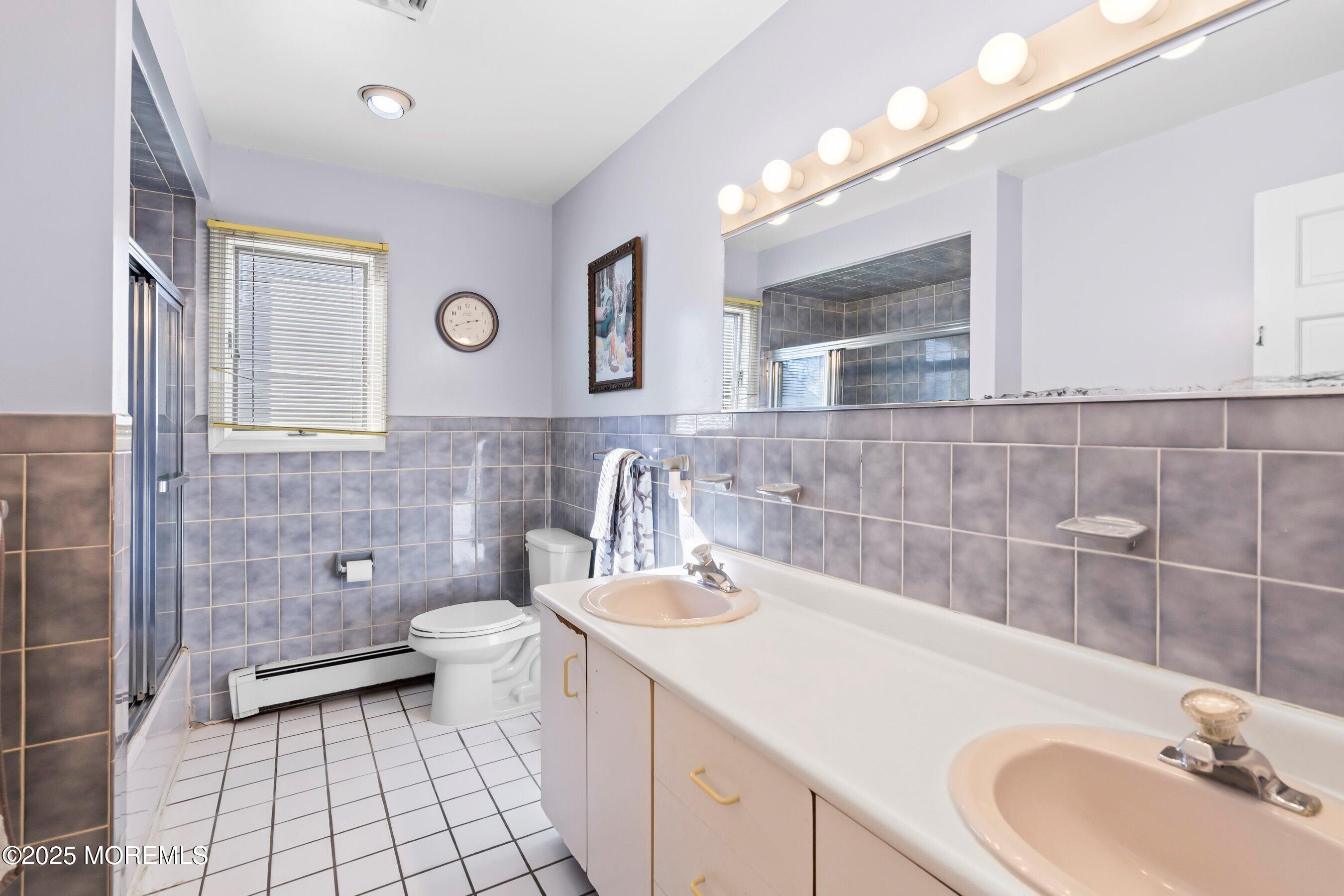 114 Carey Street, Lakewood, New Jersey image 16