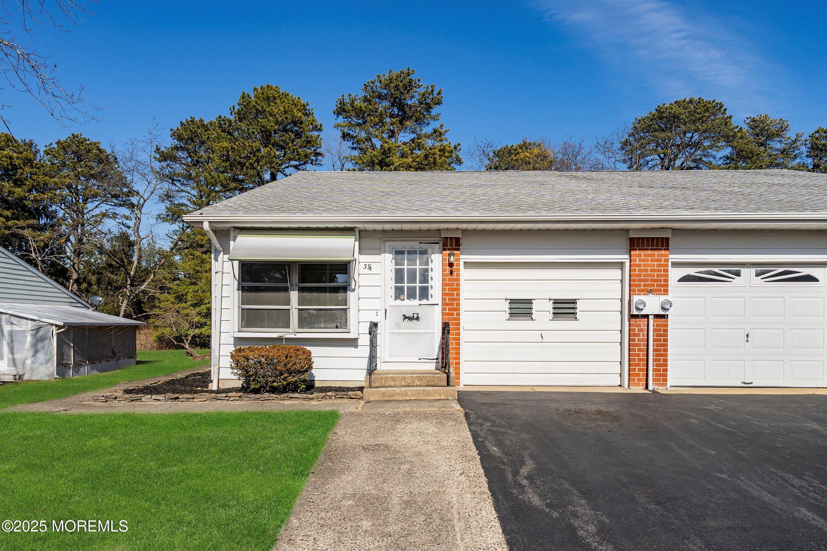 39 A Independence Parkway, Whiting, New Jersey image 1