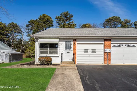 39 A Independence Parkway, Whiting, NJ 08759 - MLS#: 22503932
