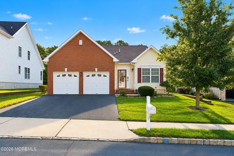 Homes For Sale - 30 Little Leaf Lane<br/> Howell, NJ 07731