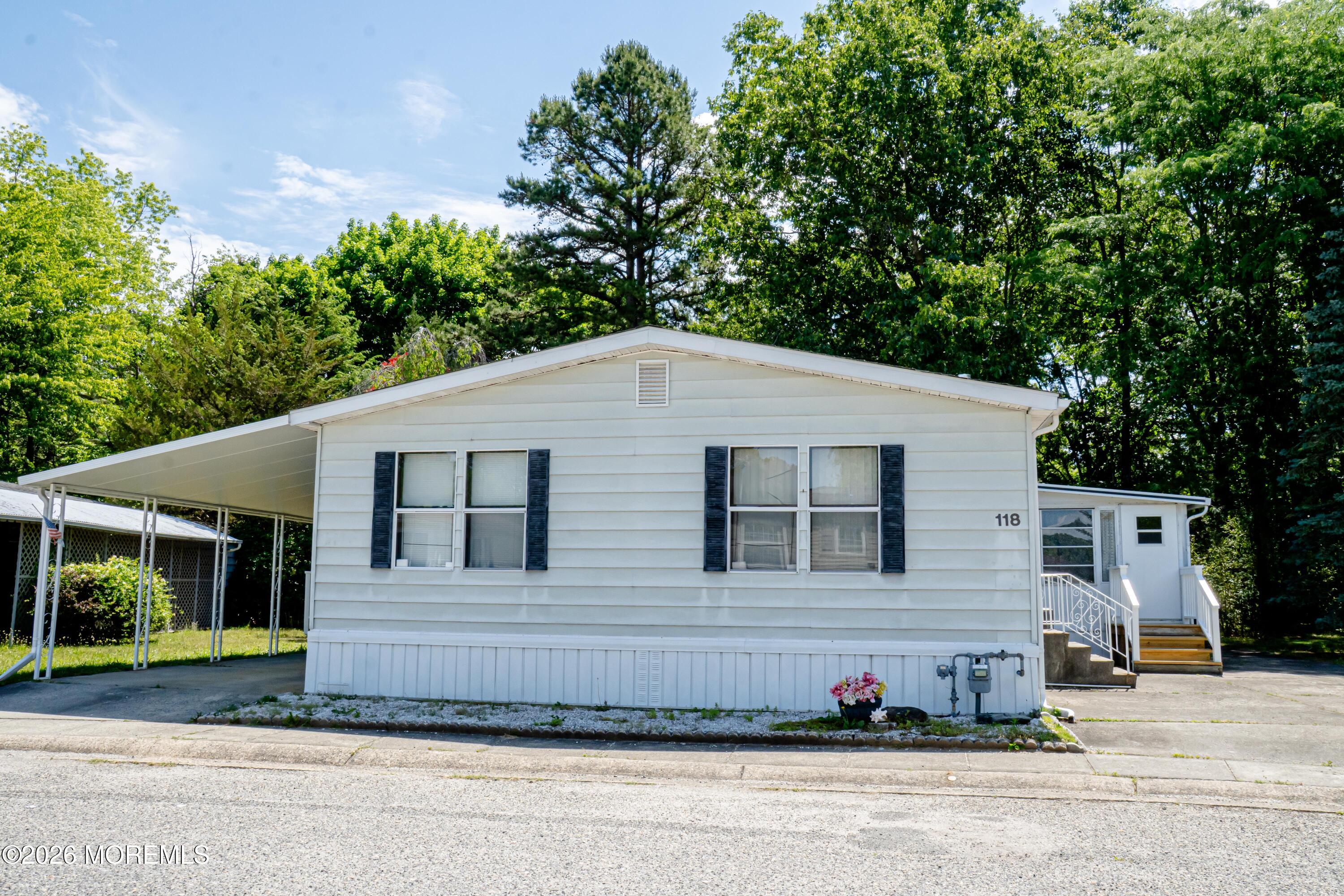 118 Douglas Drive