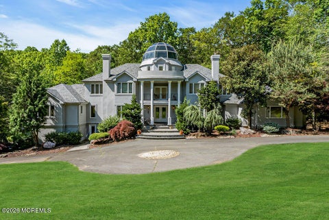 Photo of 118 Mountainside View, Morganville, NJ 07751 (MLS # 22616196)