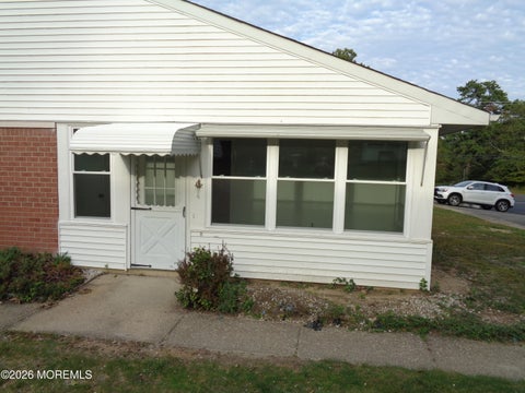 Homes For Sale - 128 A Rosewood Drive<br/> Ocean County, Whiting, NJ 08759