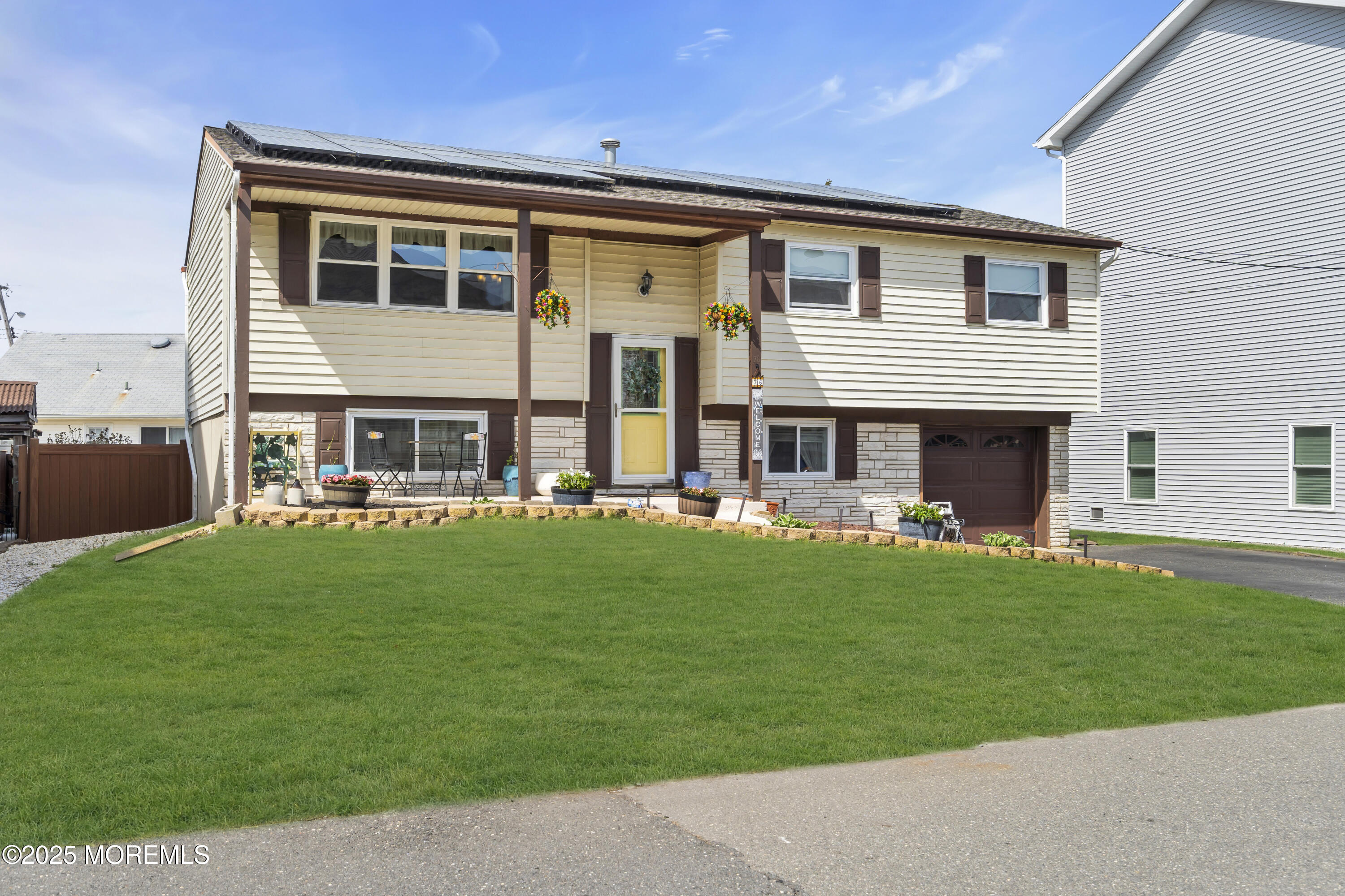 76 Bay Breeze Drive, Toms River, New Jersey image 2