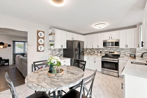 814 MAPLE ST, LAKEHURST, NJ 08733 - Image 59eb8e446a6c8fa09ec9a77401b87983/1589215784