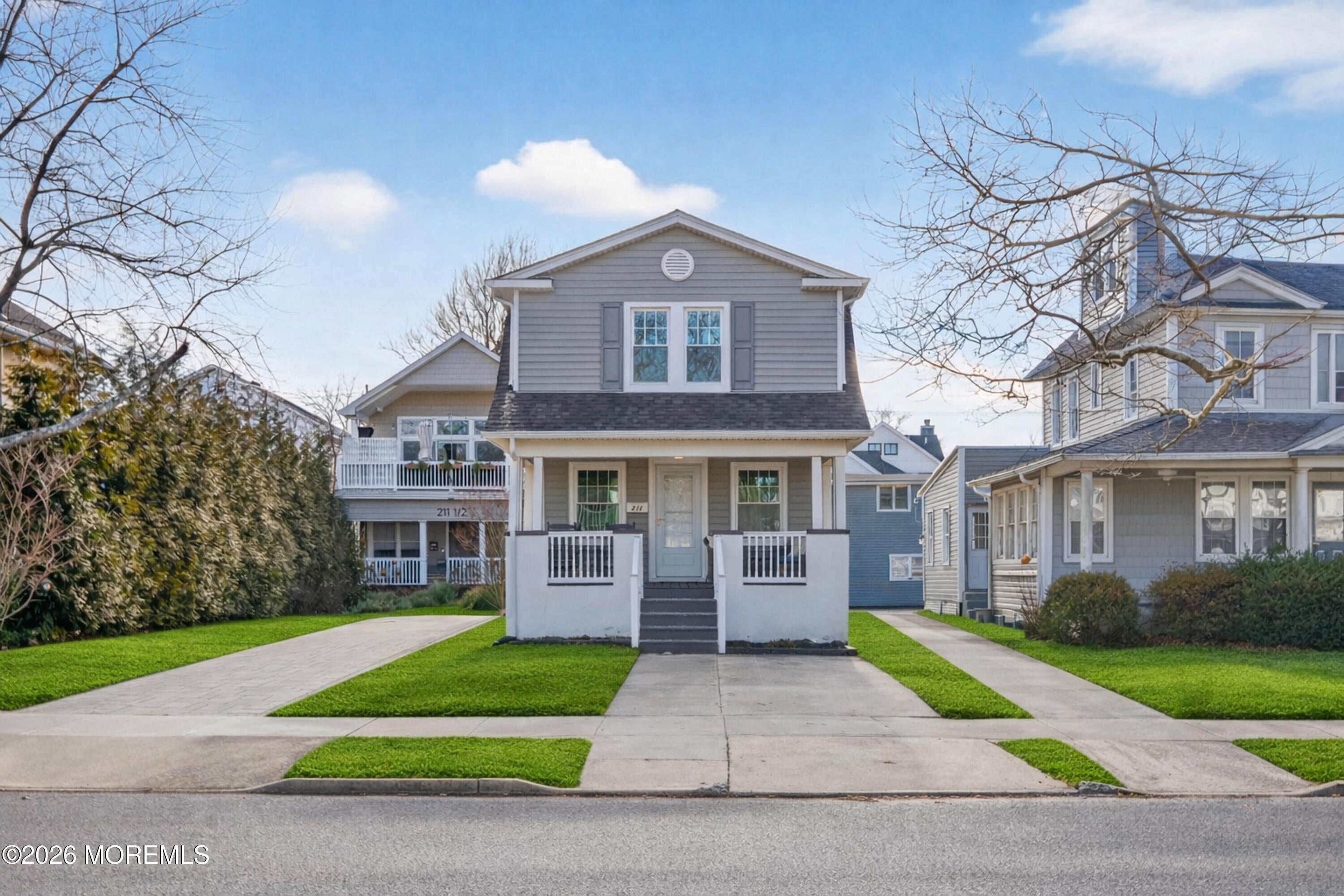 211 Lareine Avenue