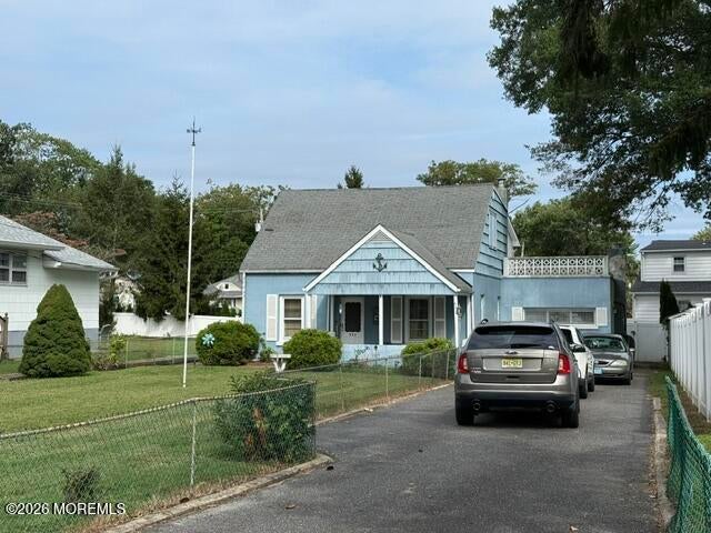 940 Curtis Avenue