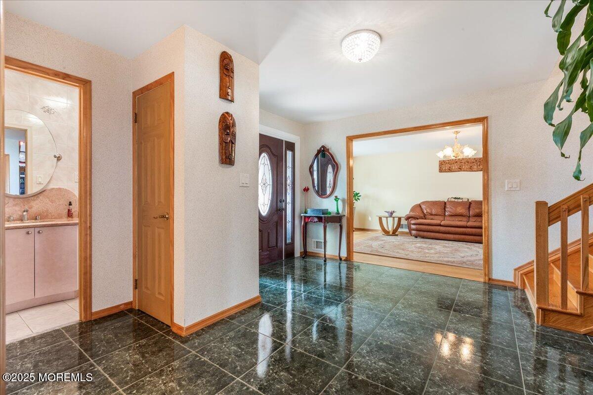 8 Overhill Drive, Marlboro, New Jersey image 5