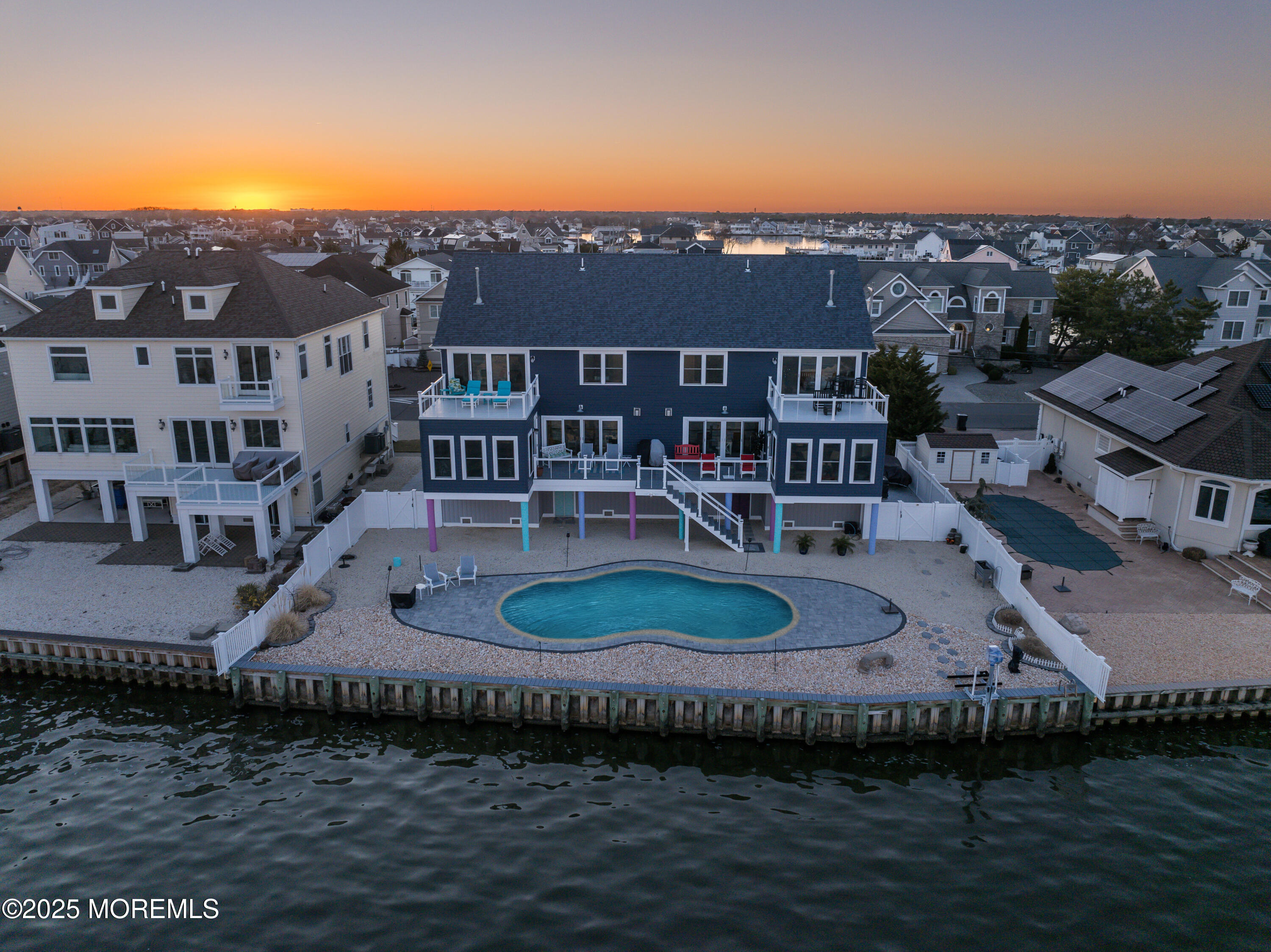 615 Bayview Drive, Toms River, New Jersey image 2