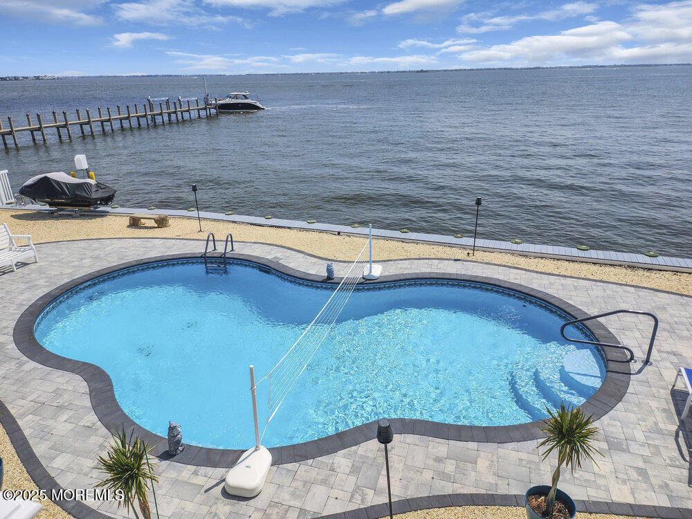 615 Bayview Drive, Toms River, New Jersey image 13