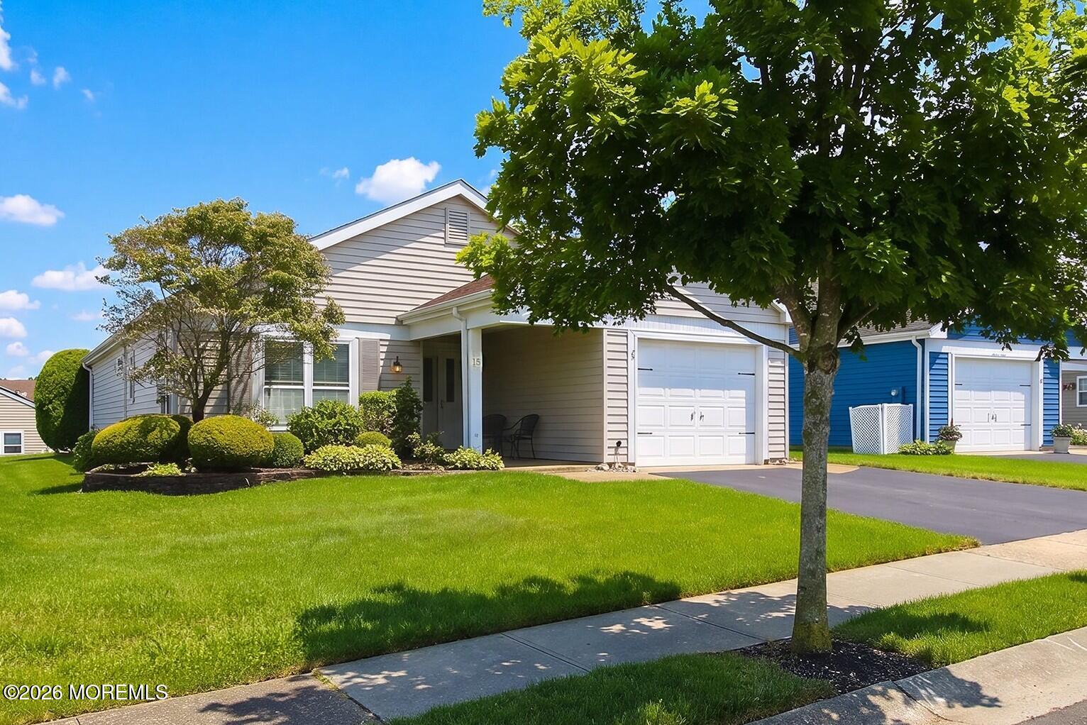 15 Sandhurst Street