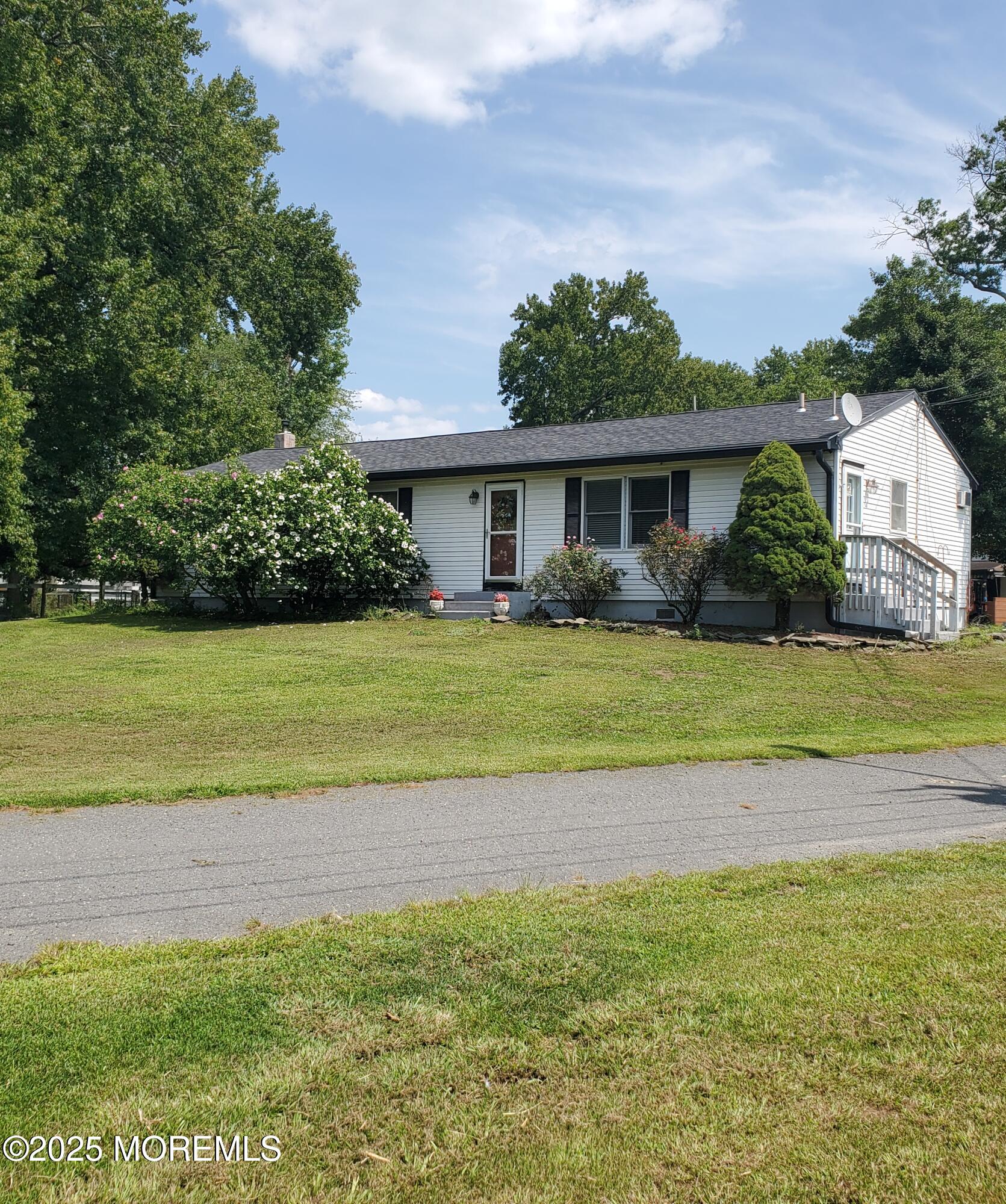 2328 Monmouth Road