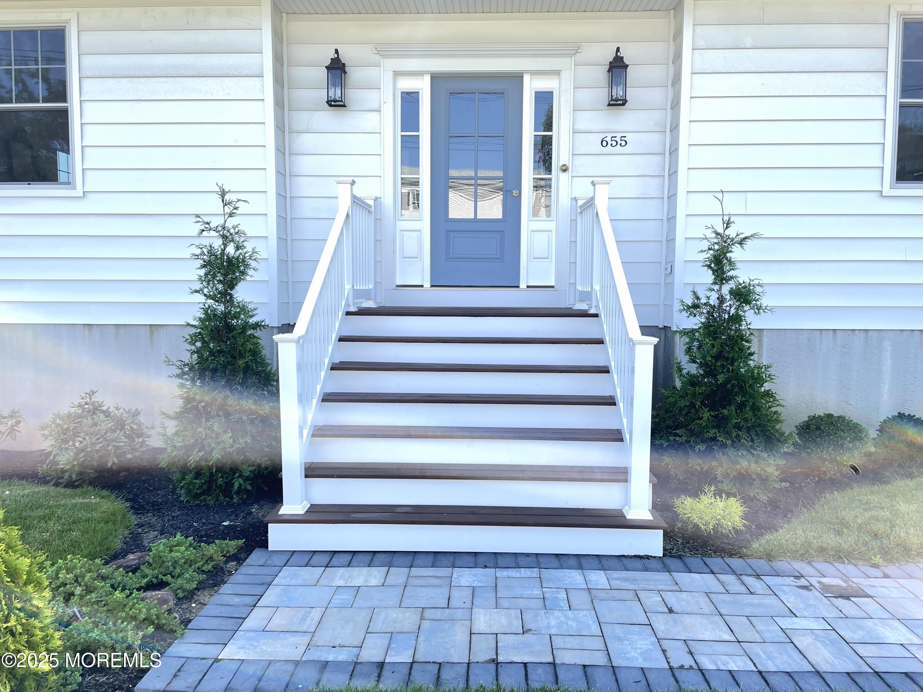 655 Main Street, Middletown, New Jersey image 15