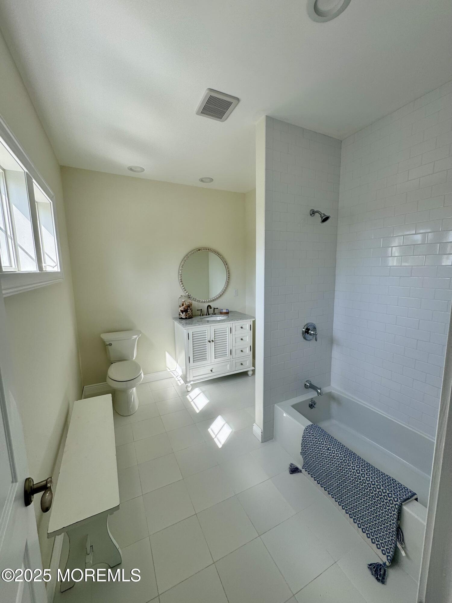 655 Main Street, Middletown, New Jersey image 9