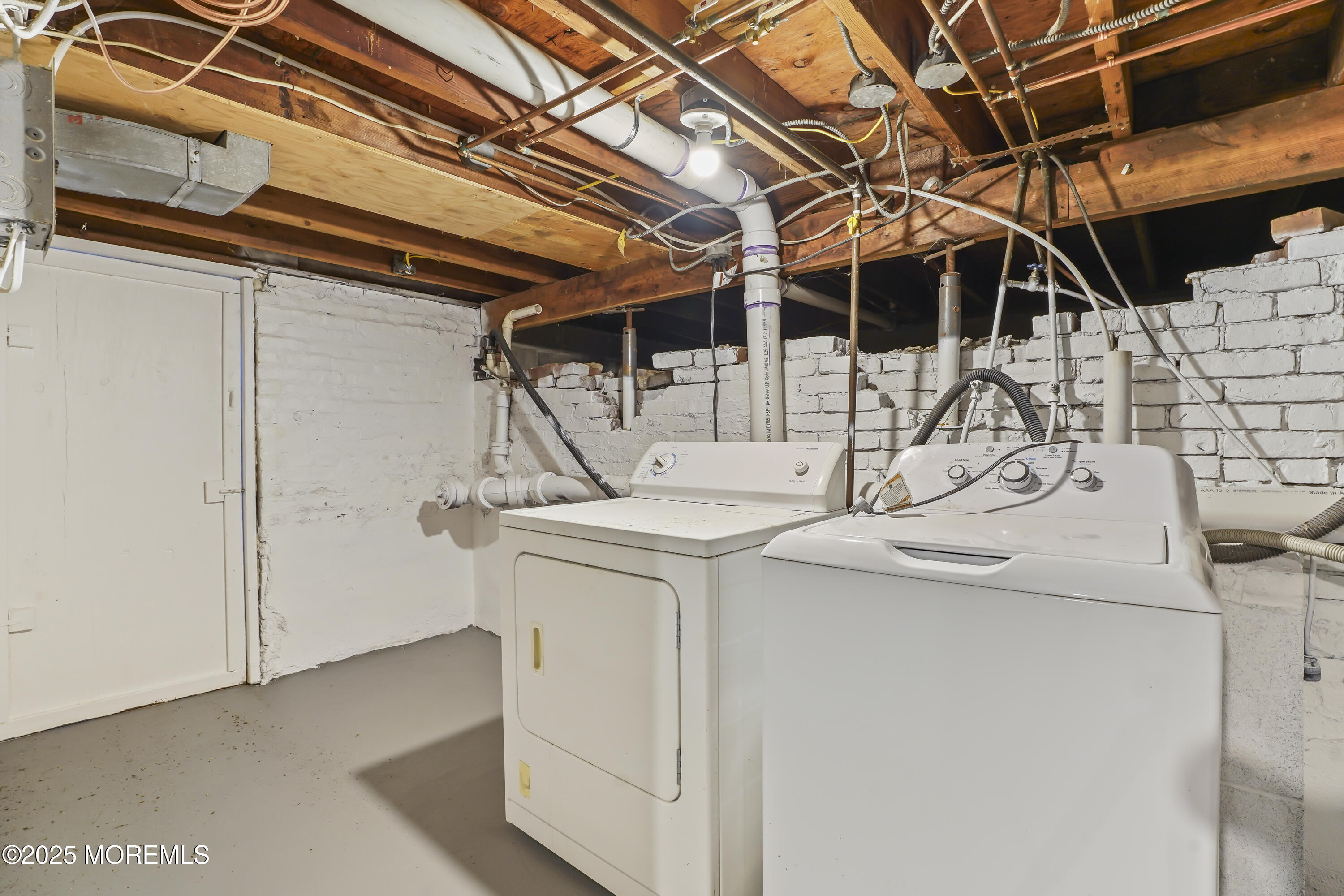 555 Cedar Avenue, West Long Branch, New Jersey image 31
