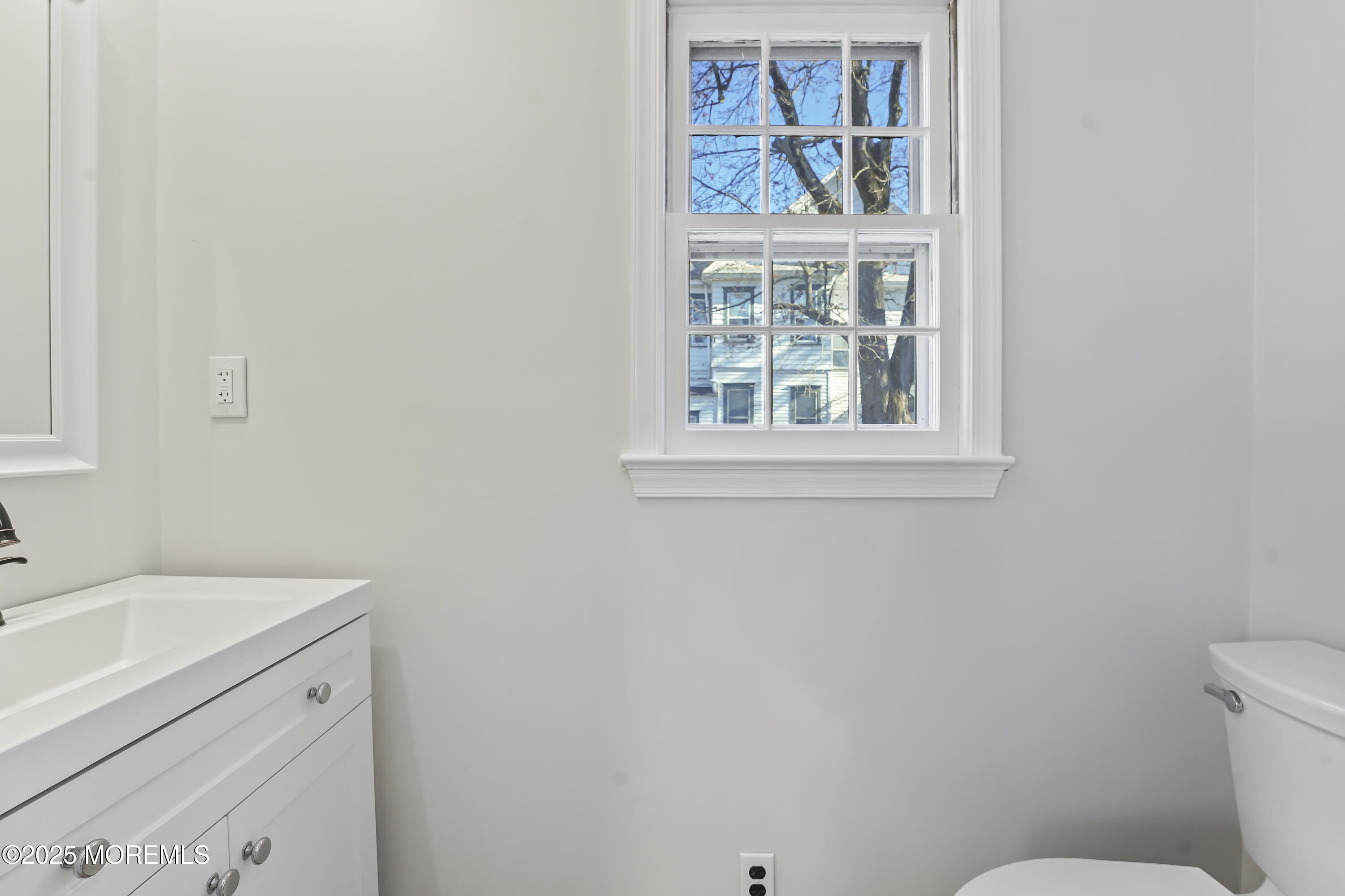 555 Cedar Avenue, West Long Branch, New Jersey image 16