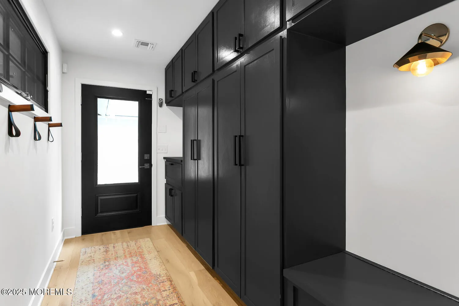 Fair Haven, New Jersey 07704, United States, 5 Bedrooms Bedrooms, ,4 BathroomsBathrooms,Residential,Pending,104364