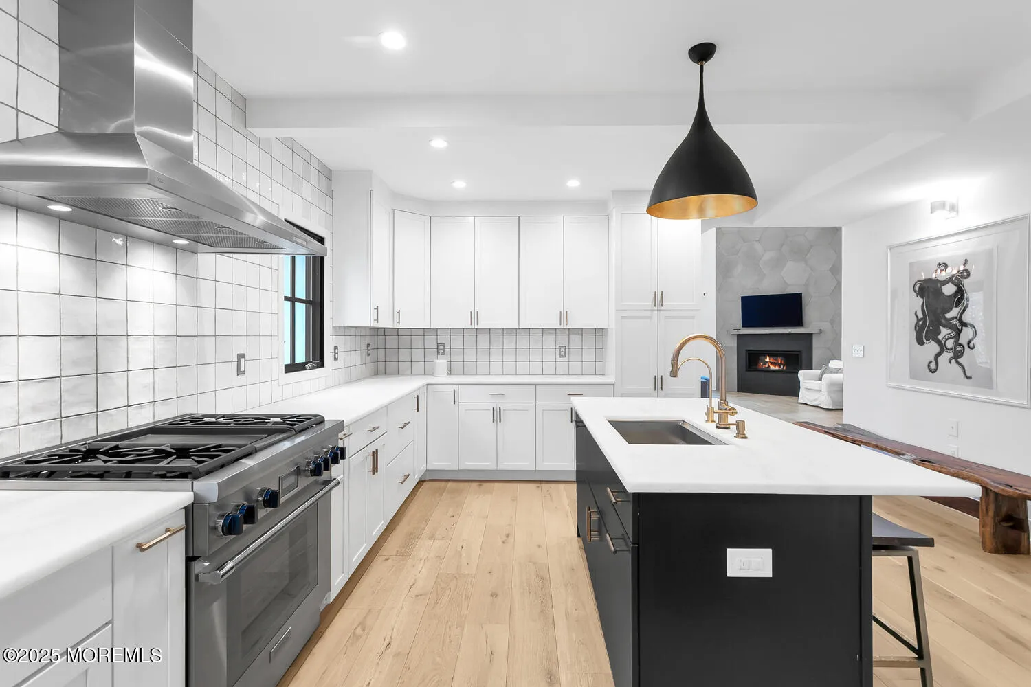 Fair Haven, New Jersey 07704, United States, 5 Bedrooms Bedrooms, ,4 BathroomsBathrooms,Residential,Pending,104364